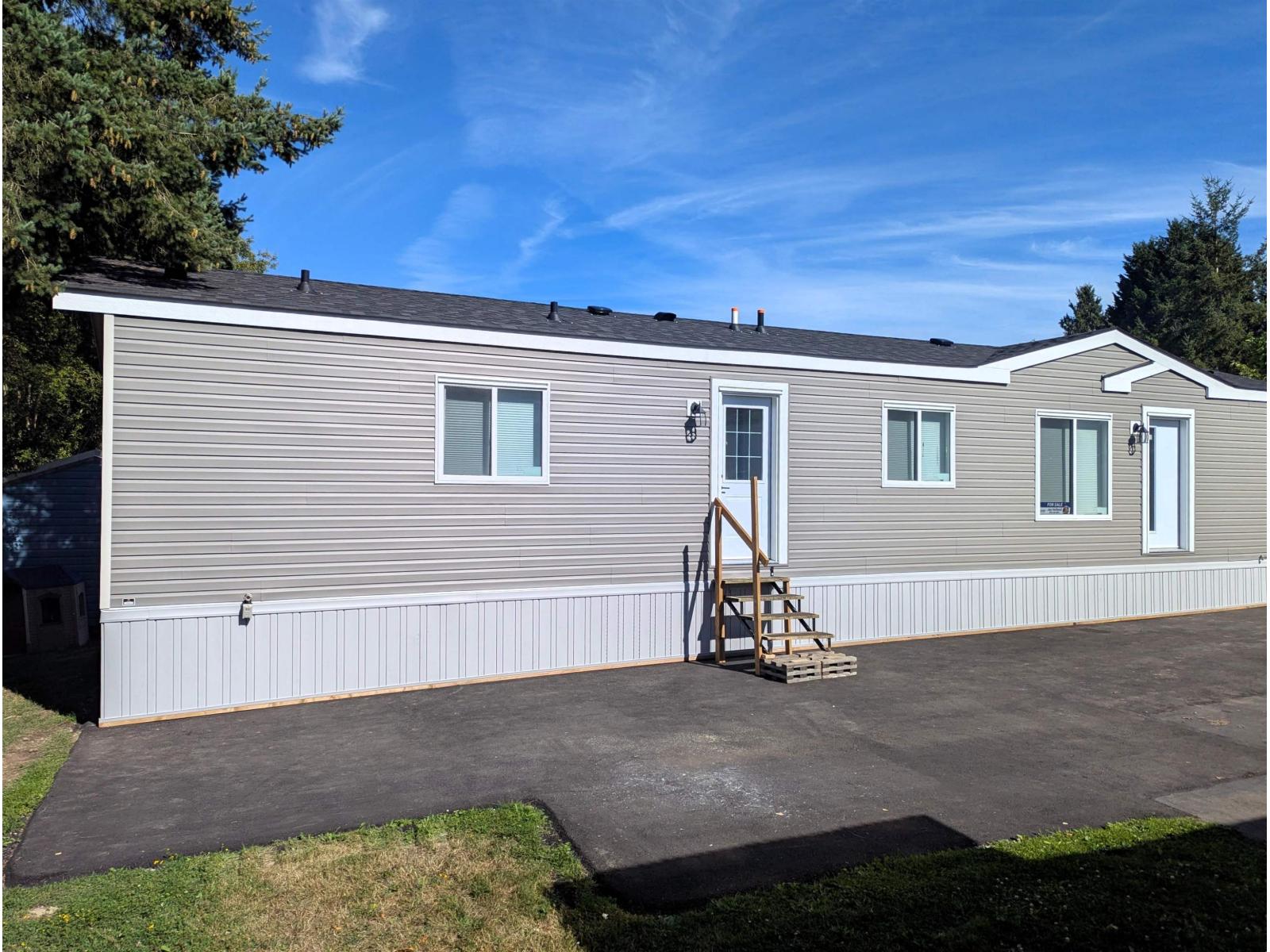 104 8220 King George Boulevard, Surrey, British Columbia  V3W 6B1 - Photo 5 - R3140321
