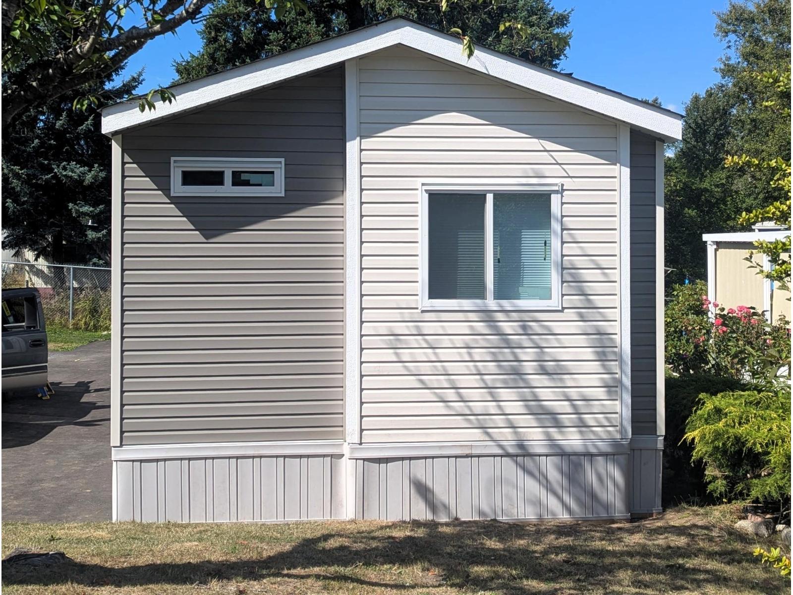 104 8220 King George Boulevard, Surrey, British Columbia  V3W 6B1 - Photo 2 - R3140321