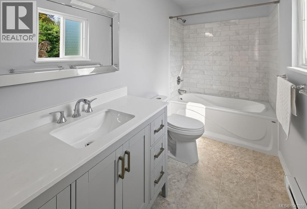 3961 Reynolds Crt, Saanich, British Columbia V8P 5L9 - Photo 35 - 1047800