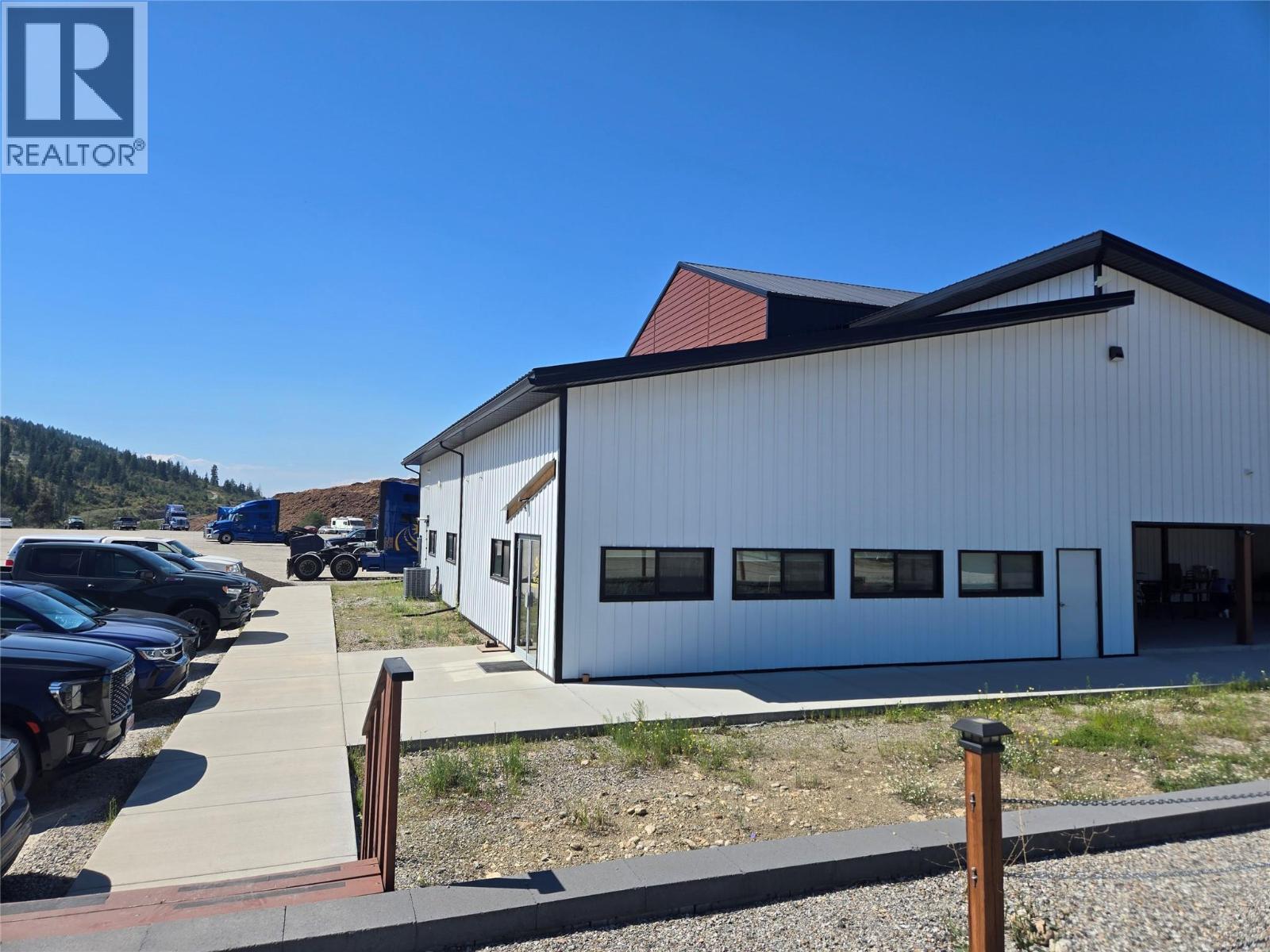 903 Raffan Road, Armstrong, British Columbia  V0E 1B7 - Photo 1 - 10377229