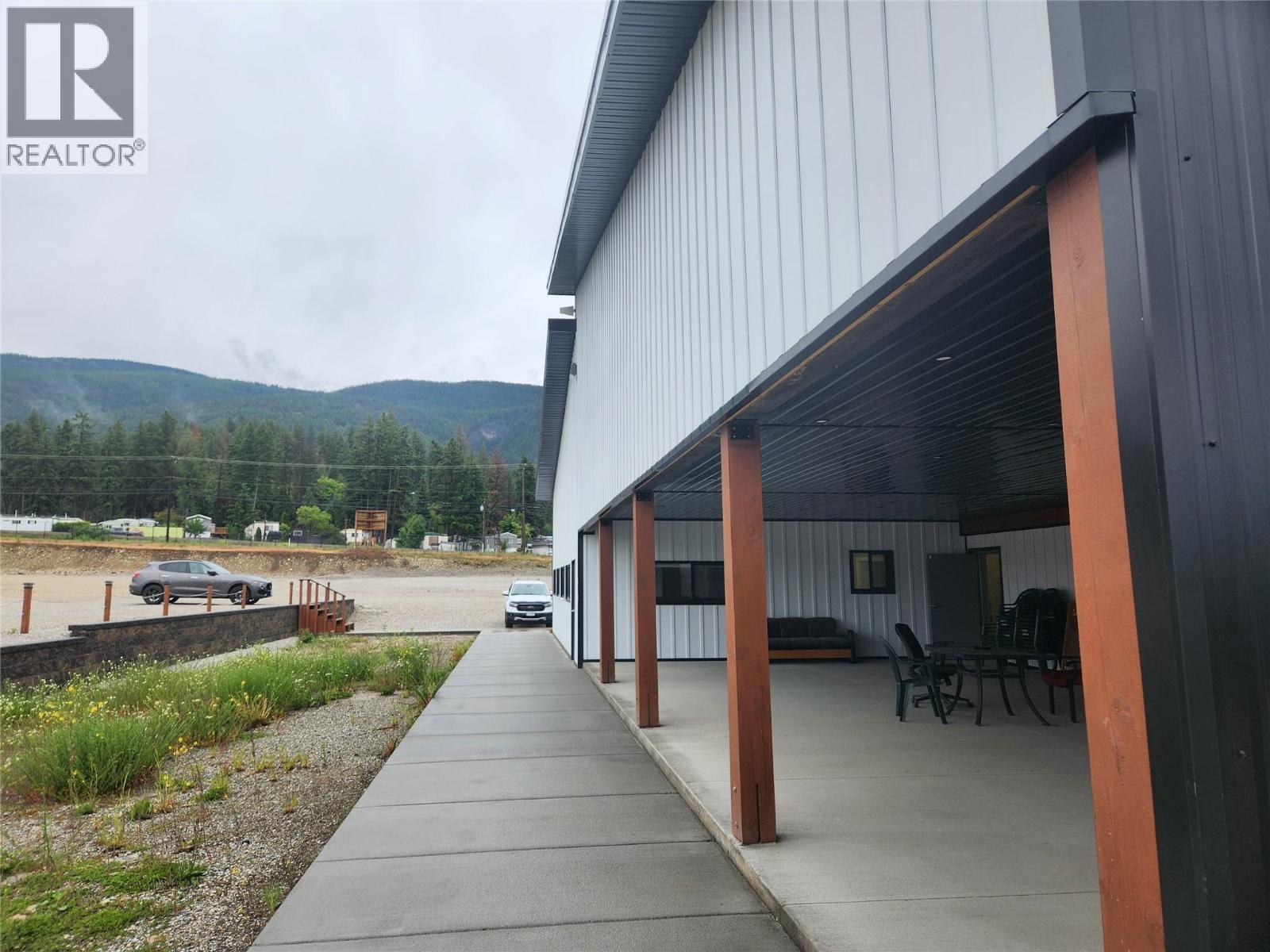 903 Raffan Road, Armstrong, British Columbia  V0E 1B7 - Photo 22 - 10377229