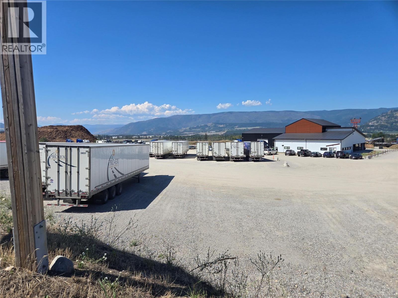 903 Raffan Road, Armstrong, British Columbia  V0E 1B7 - Photo 10 - 10377229