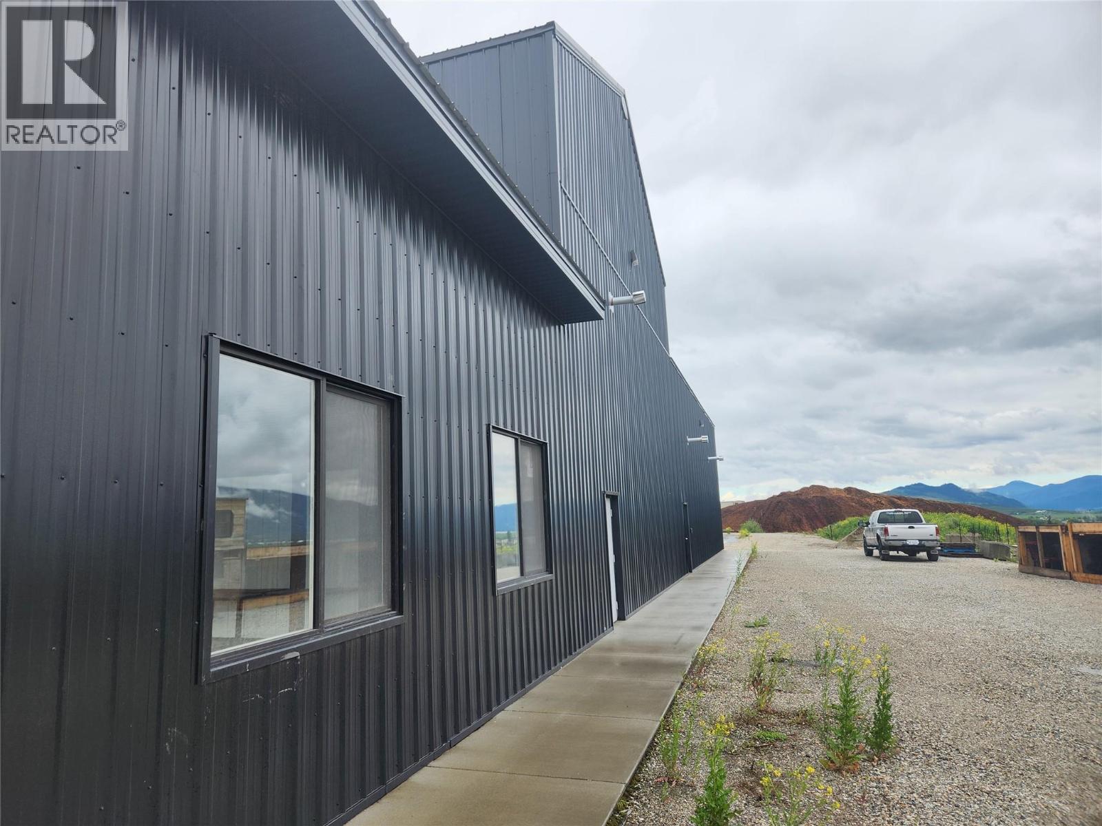 903 Raffan Road, Armstrong, British Columbia  V0E 1B7 - Photo 20 - 10377229
