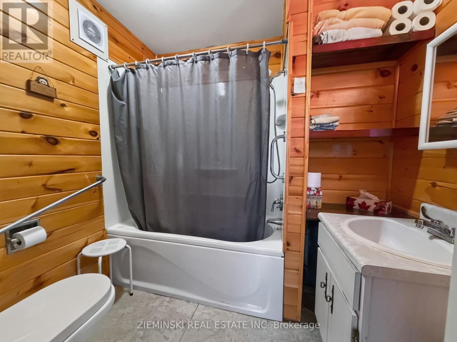 45 Highway 11 Highway, Smooth Rock Falls, Ontario  P0L 2B0 - Photo 12 - T13720058