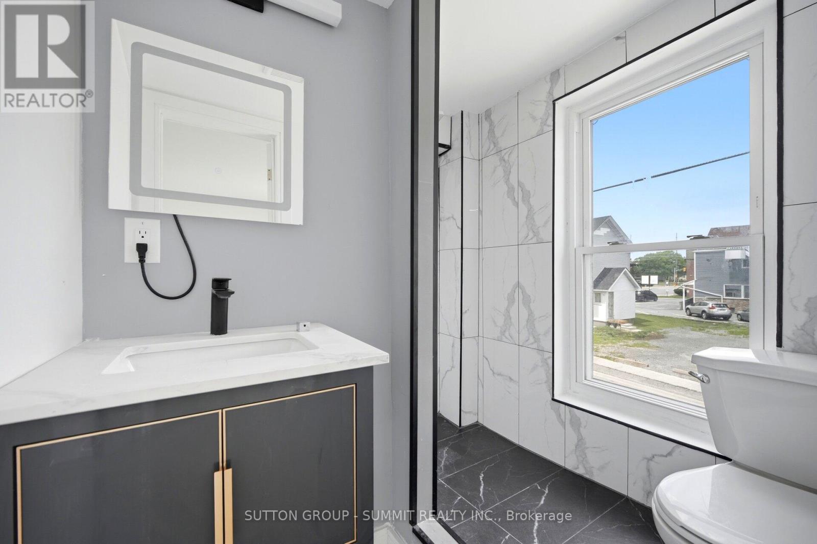 11 Maple Street, Oshawa, Ontario  L1H 2L6 - Photo 27 - E13720064
