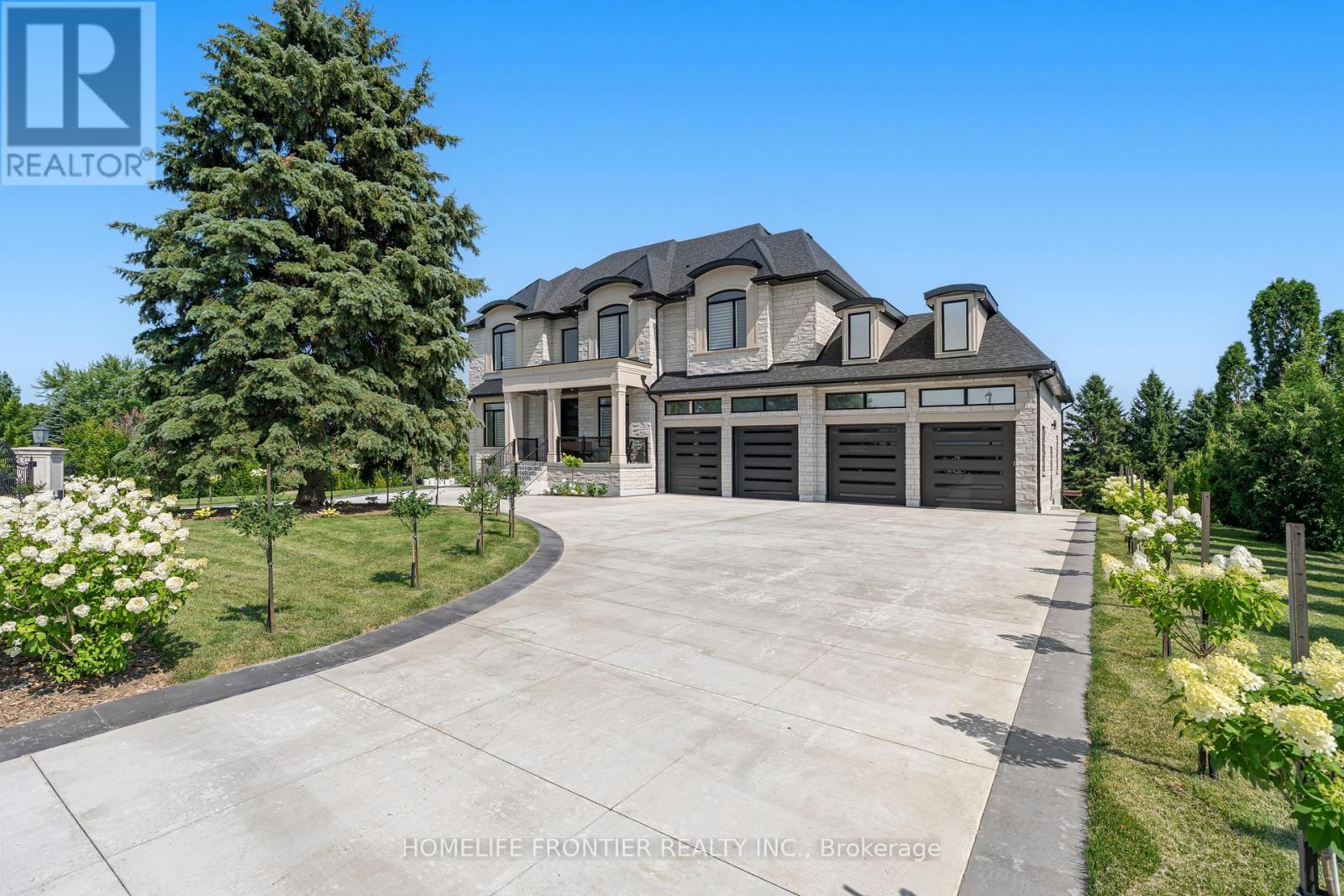 731 Woodland Acres Crescent, Vaughan, Ontario  L6A 1G2 - Photo 2 - N13720088