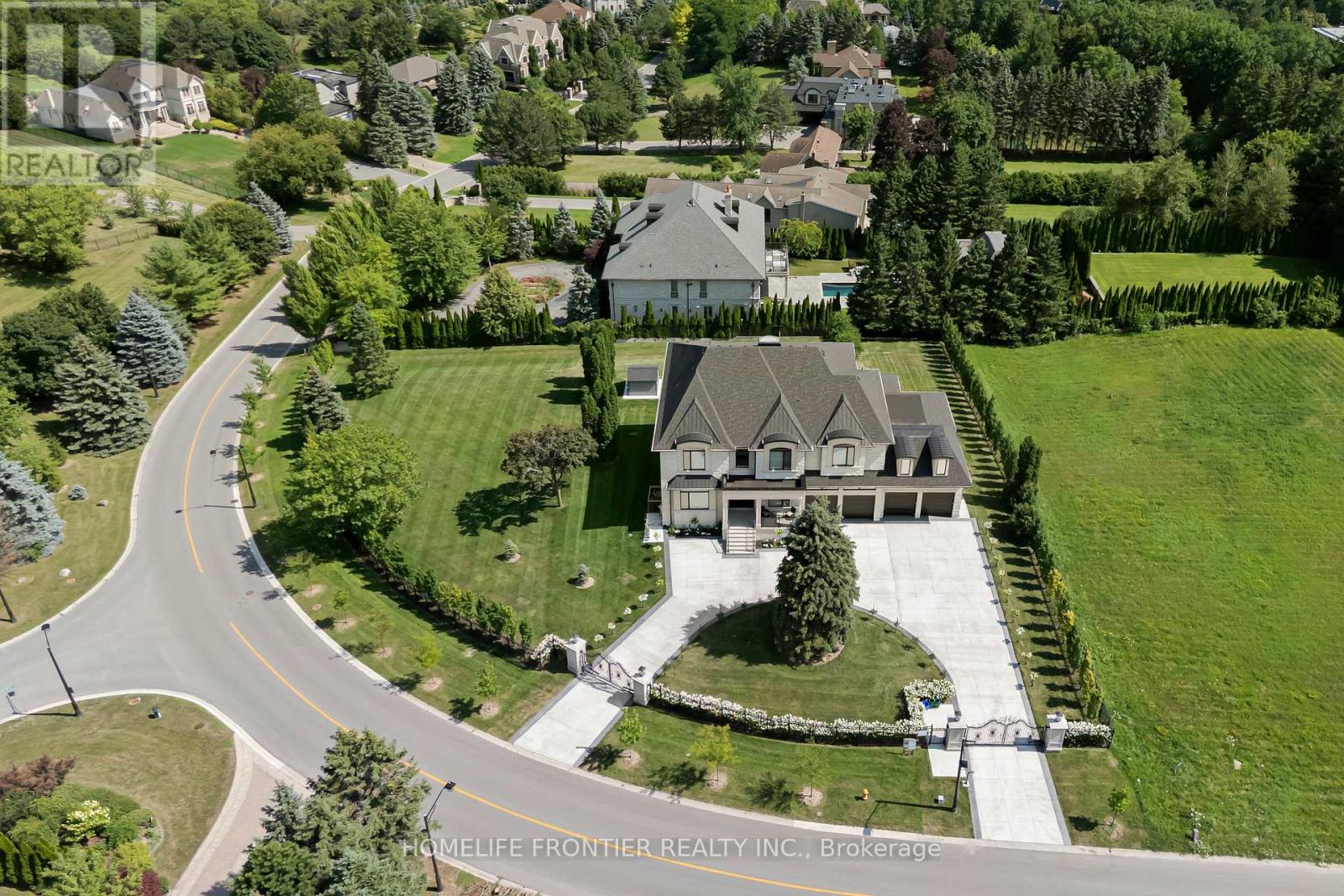 731 Woodland Acres Crescent, Vaughan, Ontario  L6A 1G2 - Photo 43 - N13720088