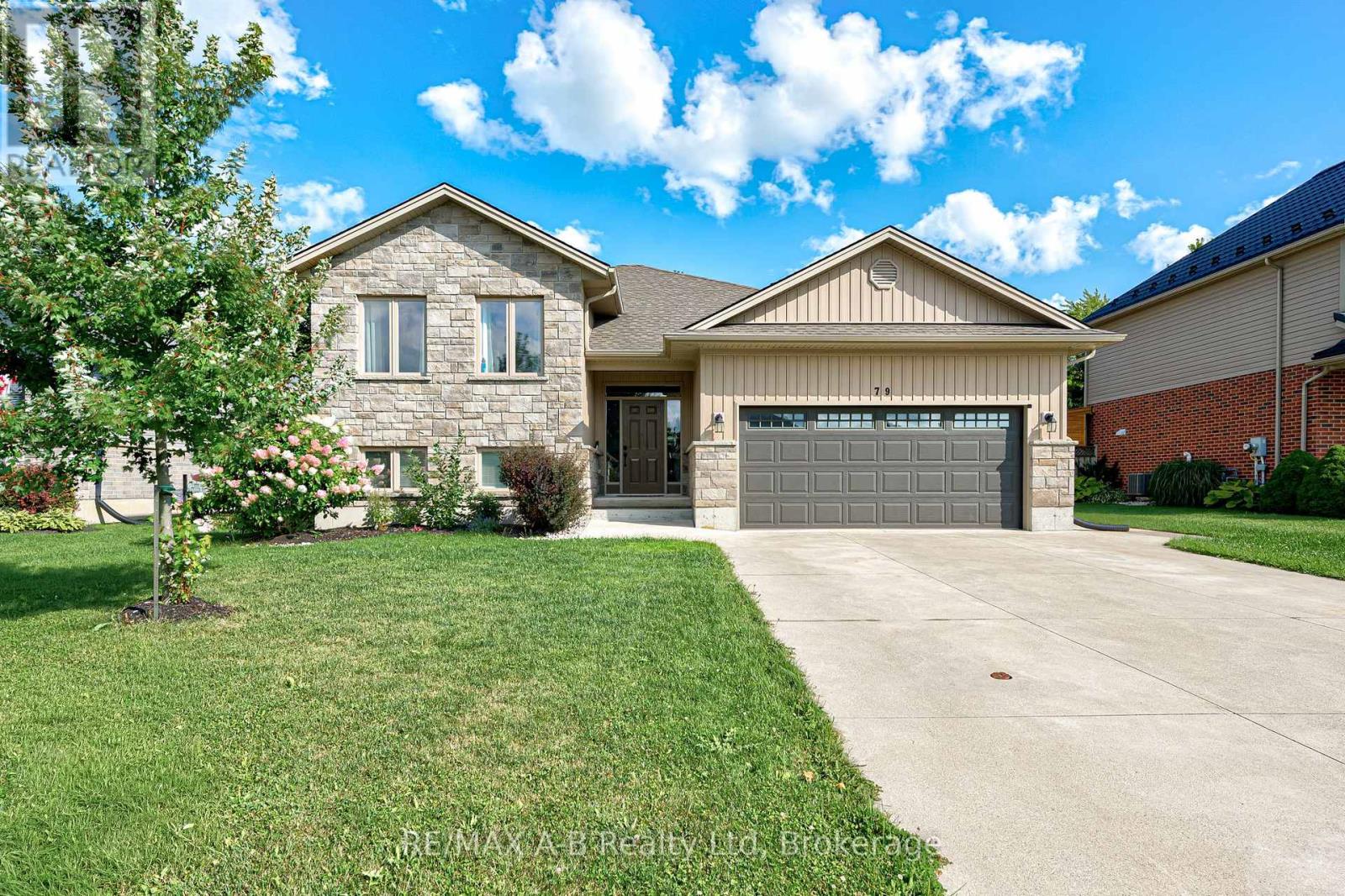 79 Sylvia Street, West Perth (Mitchell), Ontario  N0K 1N0 - Photo 1 - X13720048