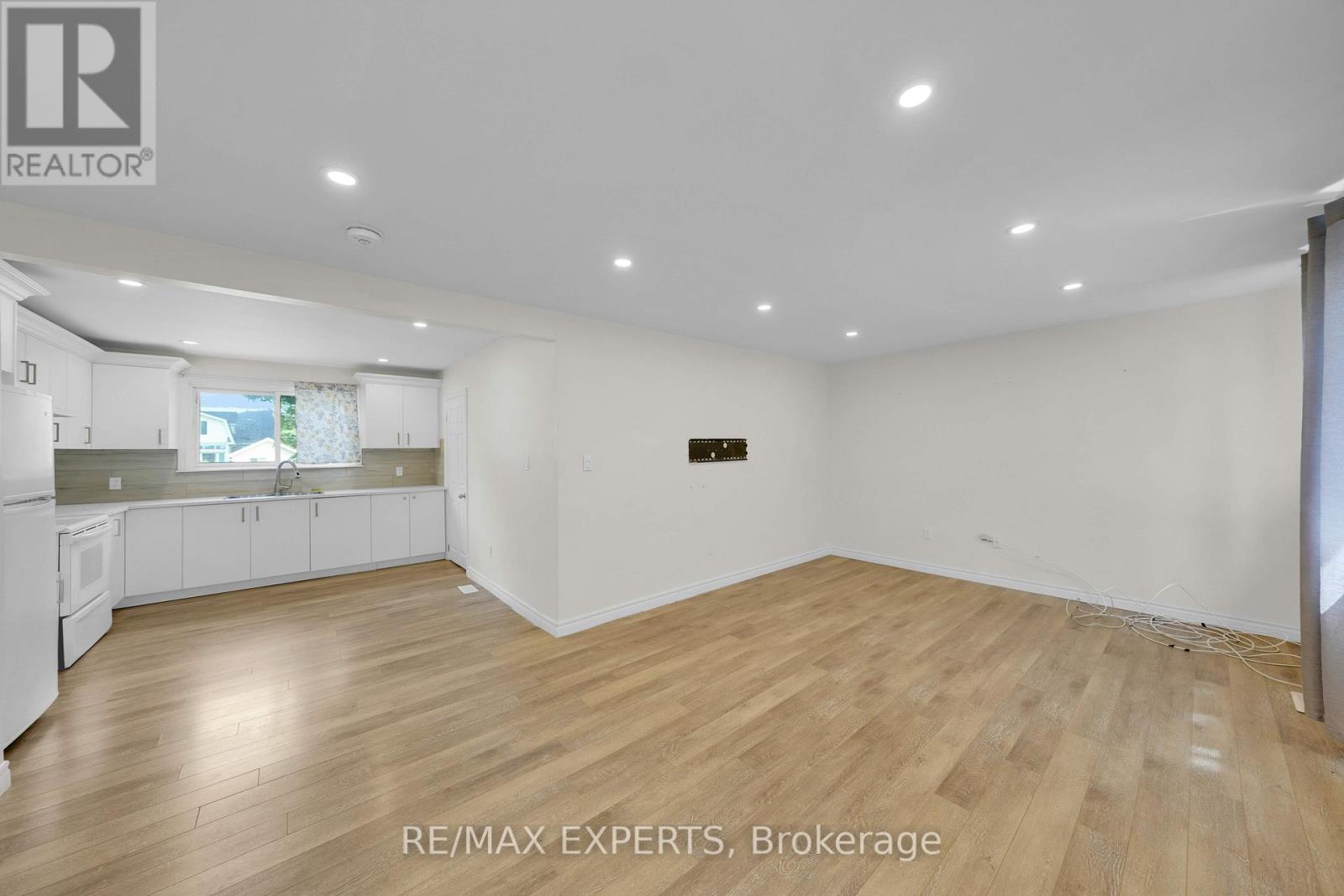 Main - 92 Tupper Street W, New Tecumseth, Ontario  L9R 1E4 - Photo 11 - N13668734