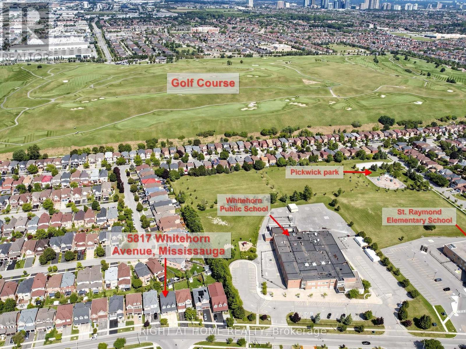 5817 Whitehorn Avenue, Mississauga, Ontario  L5V 2W6 - Photo 2 - W13720052