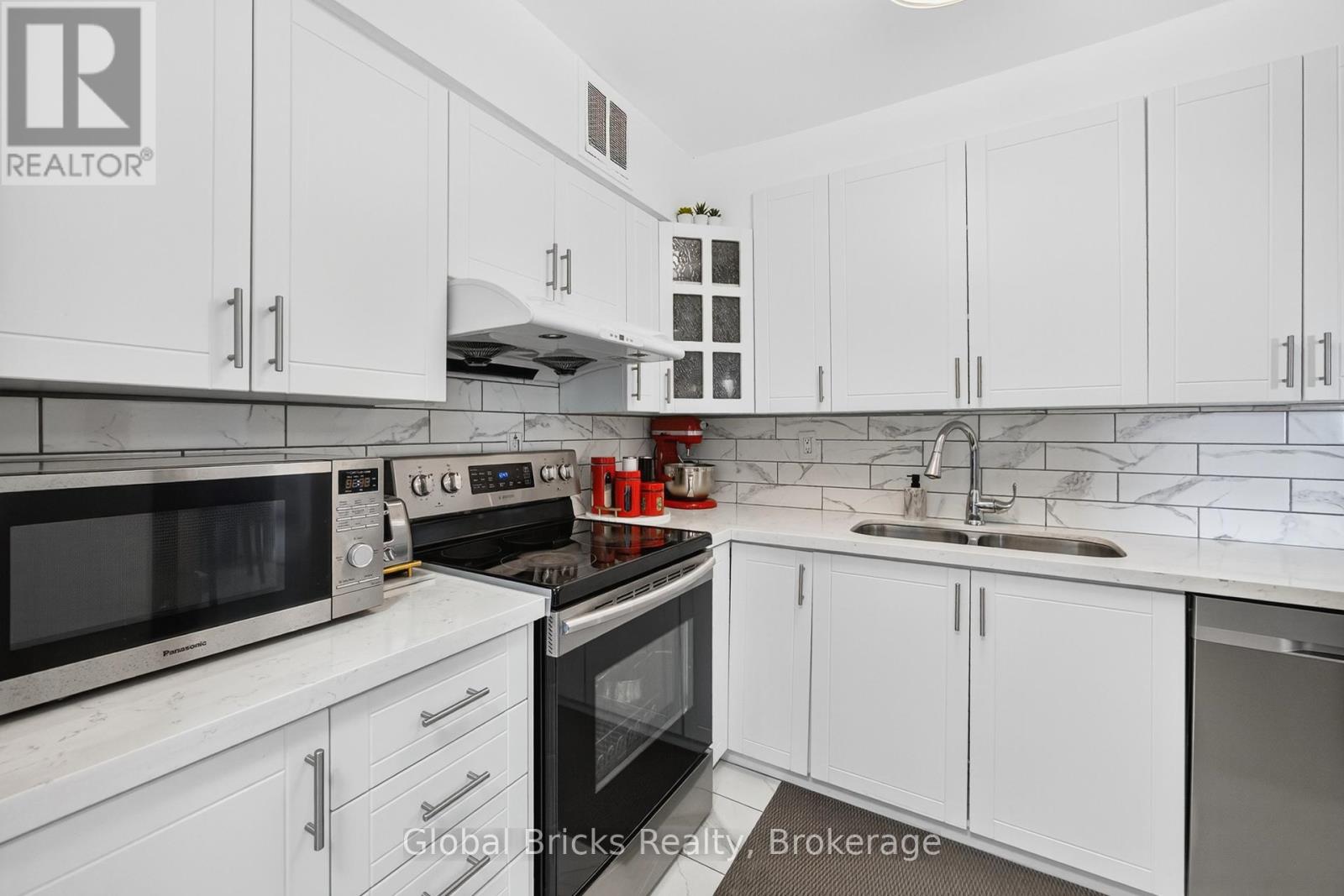 1904 - 380 Dixon Road, Toronto, Ontario  M9R 1T3 - Photo 24 - W13720112