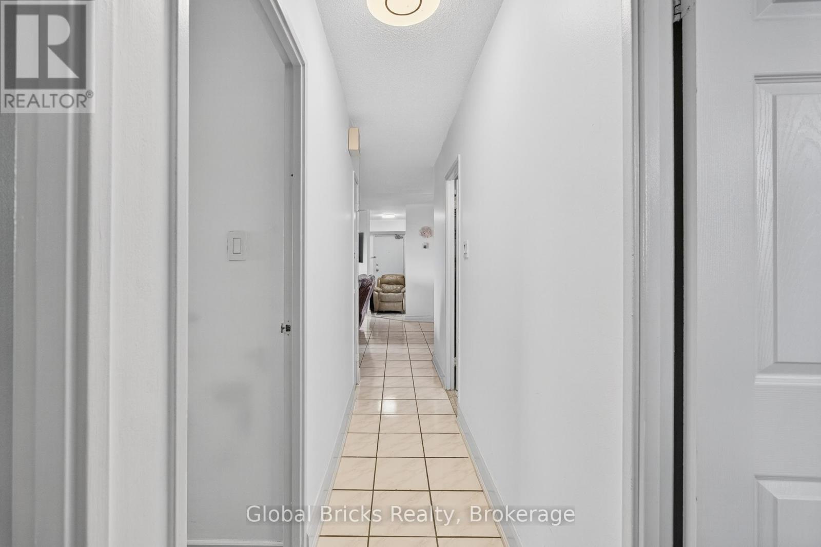 1904 - 380 Dixon Road, Toronto, Ontario  M9R 1T3 - Photo 27 - W13720112