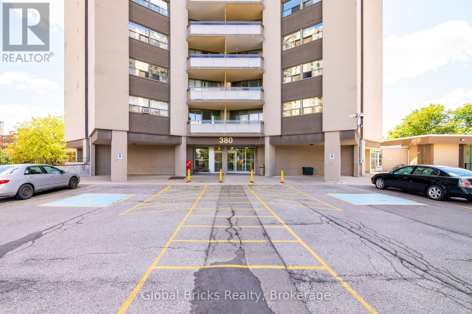 1904 - 380 Dixon Road, Toronto, Ontario  M9R 1T3 - Photo 5 - W13720112