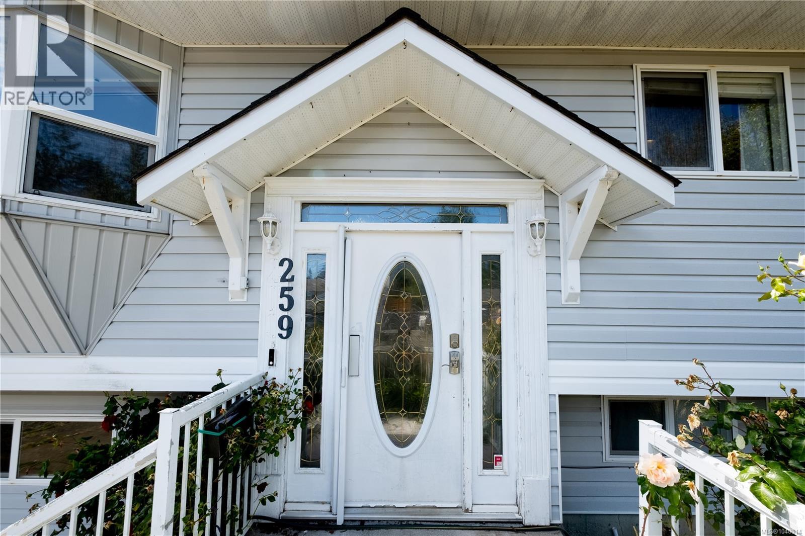 259 Denman St, Comox, British Columbia  V9M 3B5 - Photo 30 - 1048014