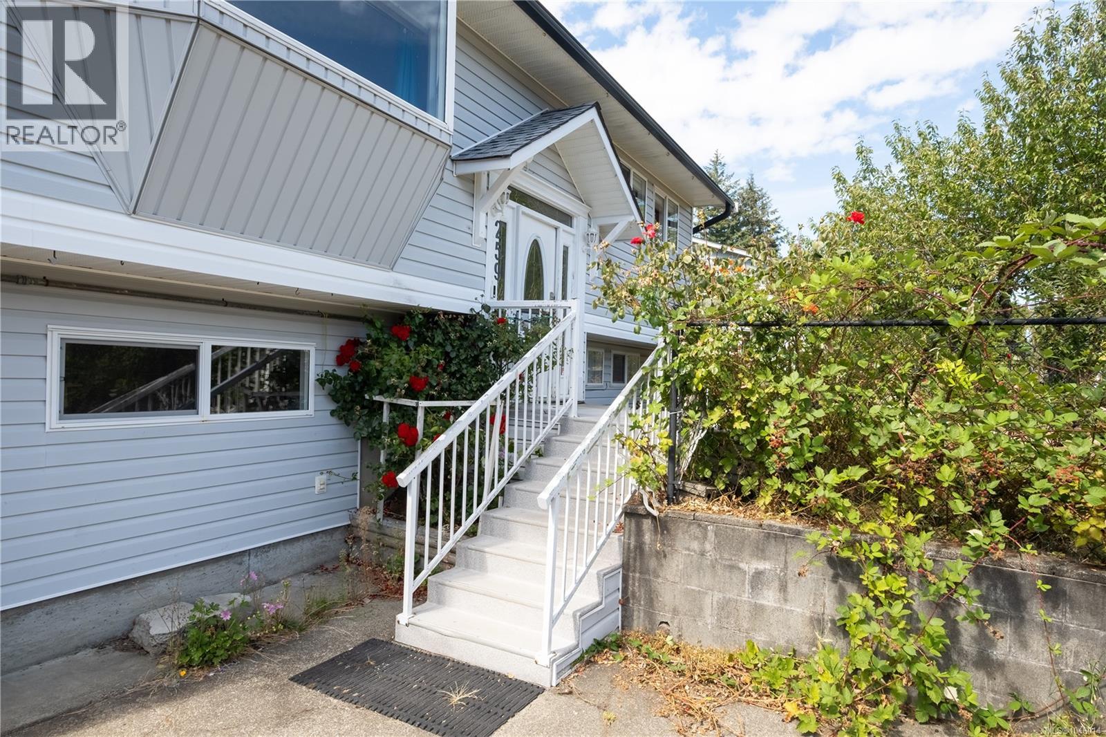 259 Denman St, Comox, British Columbia  V9M 3B5 - Photo 31 - 1048014