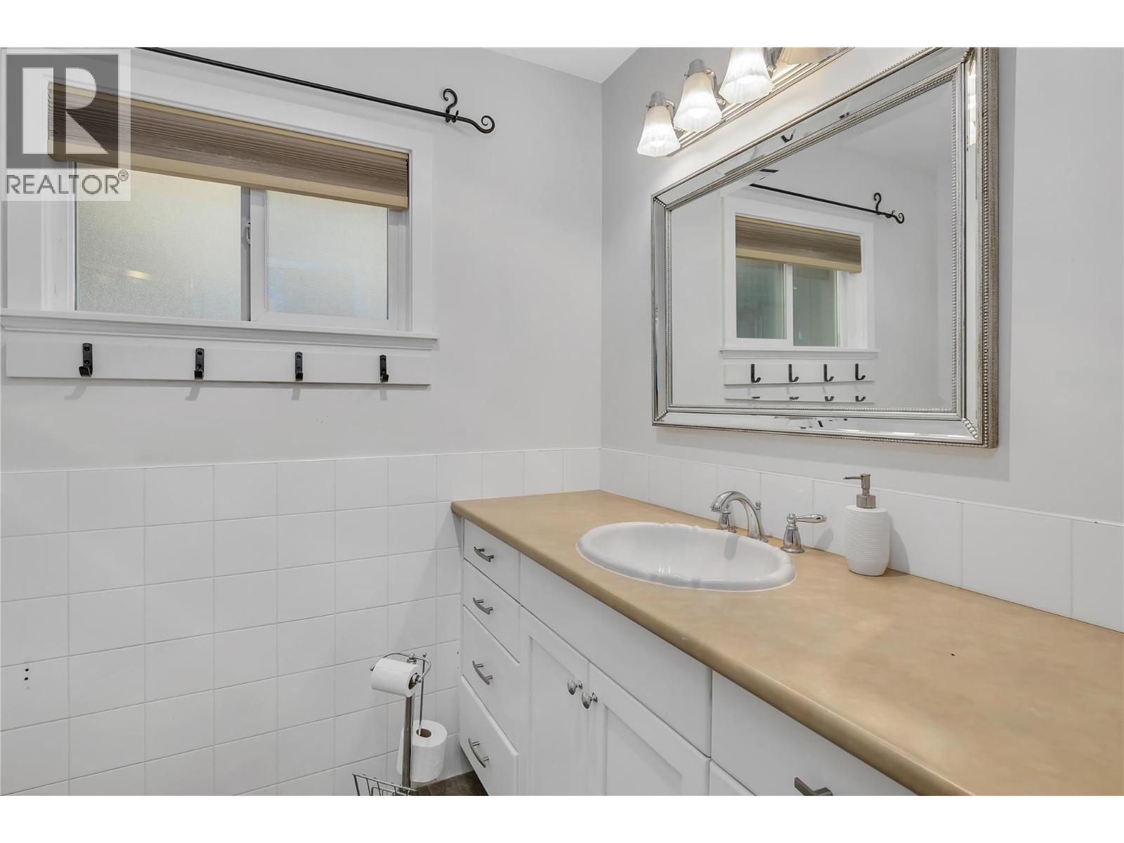 1686 Pritchard Drive, West Kelowna, British Columbia  V4T 1X5 - Photo 26 - 10384691