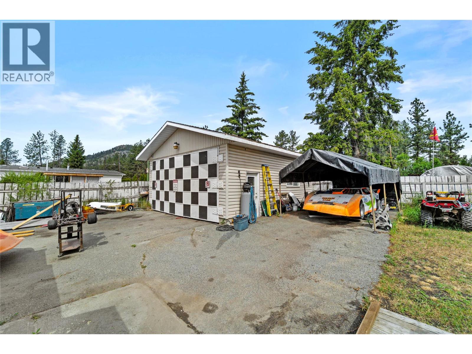 419 Dodding Avenue, Merritt, British Columbia  V0K 1Y0 - Photo 2 - 10390175
