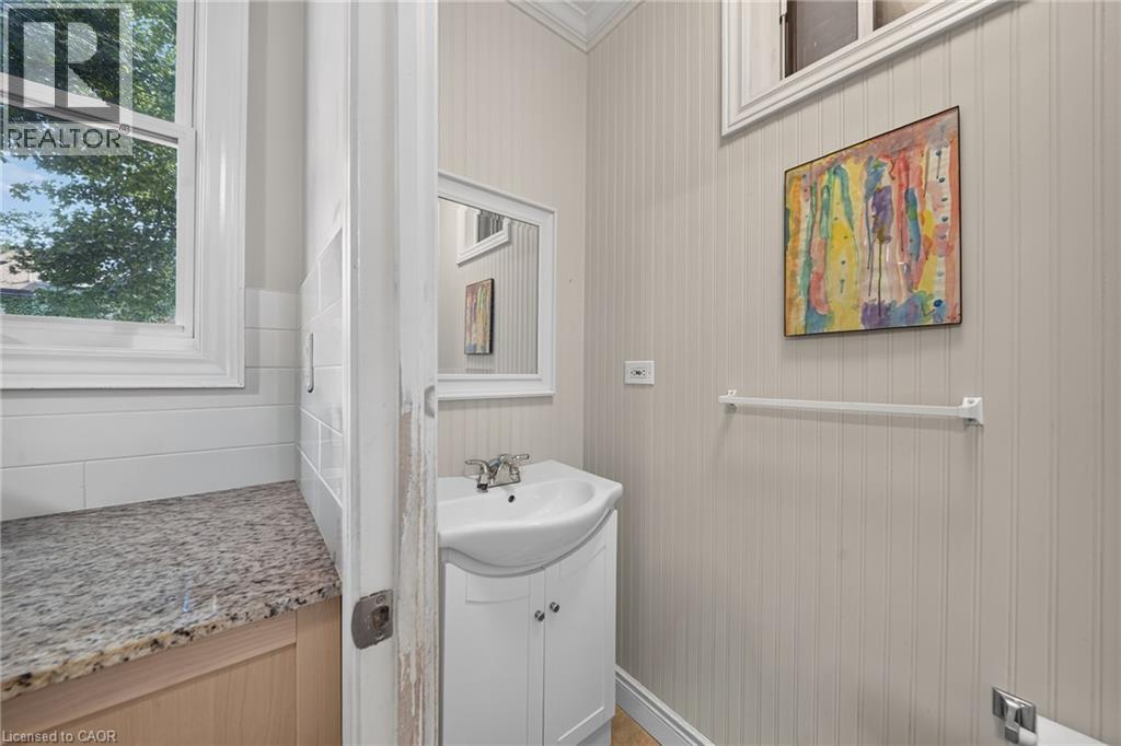 109 Gladstone Avenue, Hamilton, Ontario  L8M 2H8 - Photo 13 - 40858699