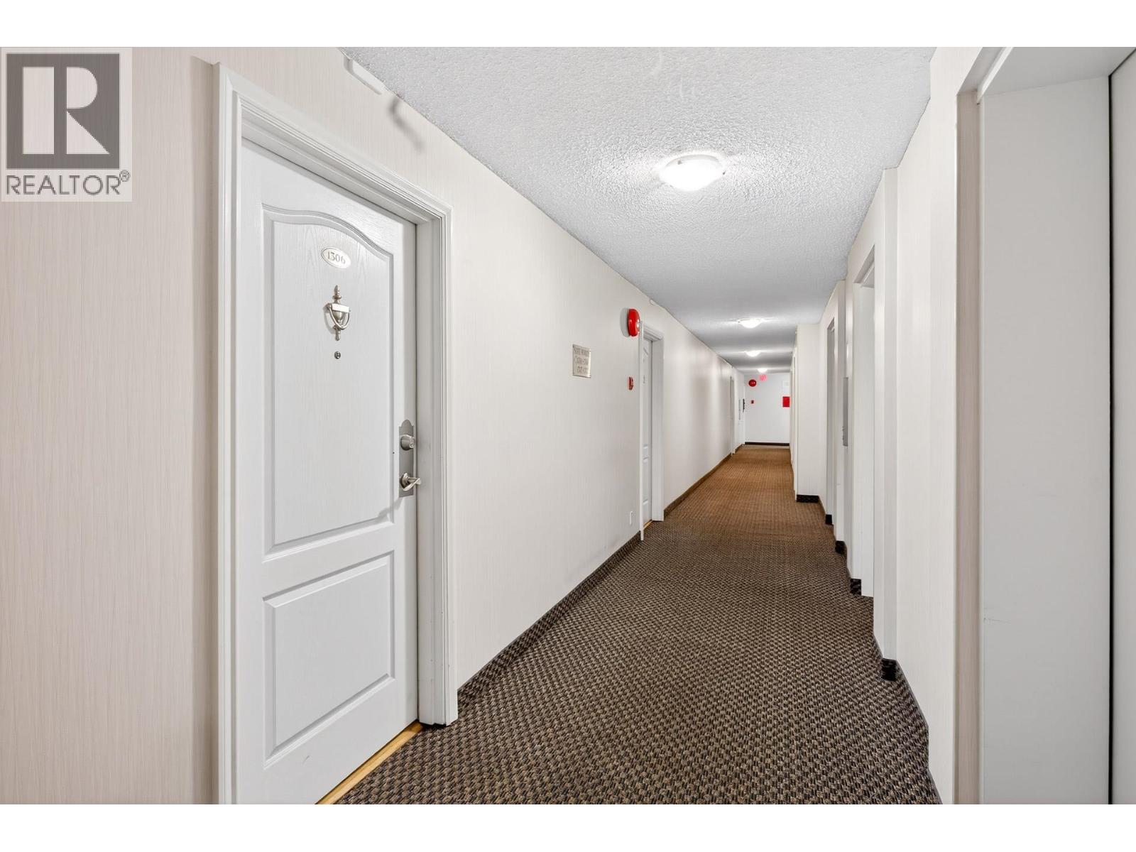 1306 2016 Fullerton Avenue, North Vancouver, British Columbia V7N 3E9 - Photo 11 - R3159416