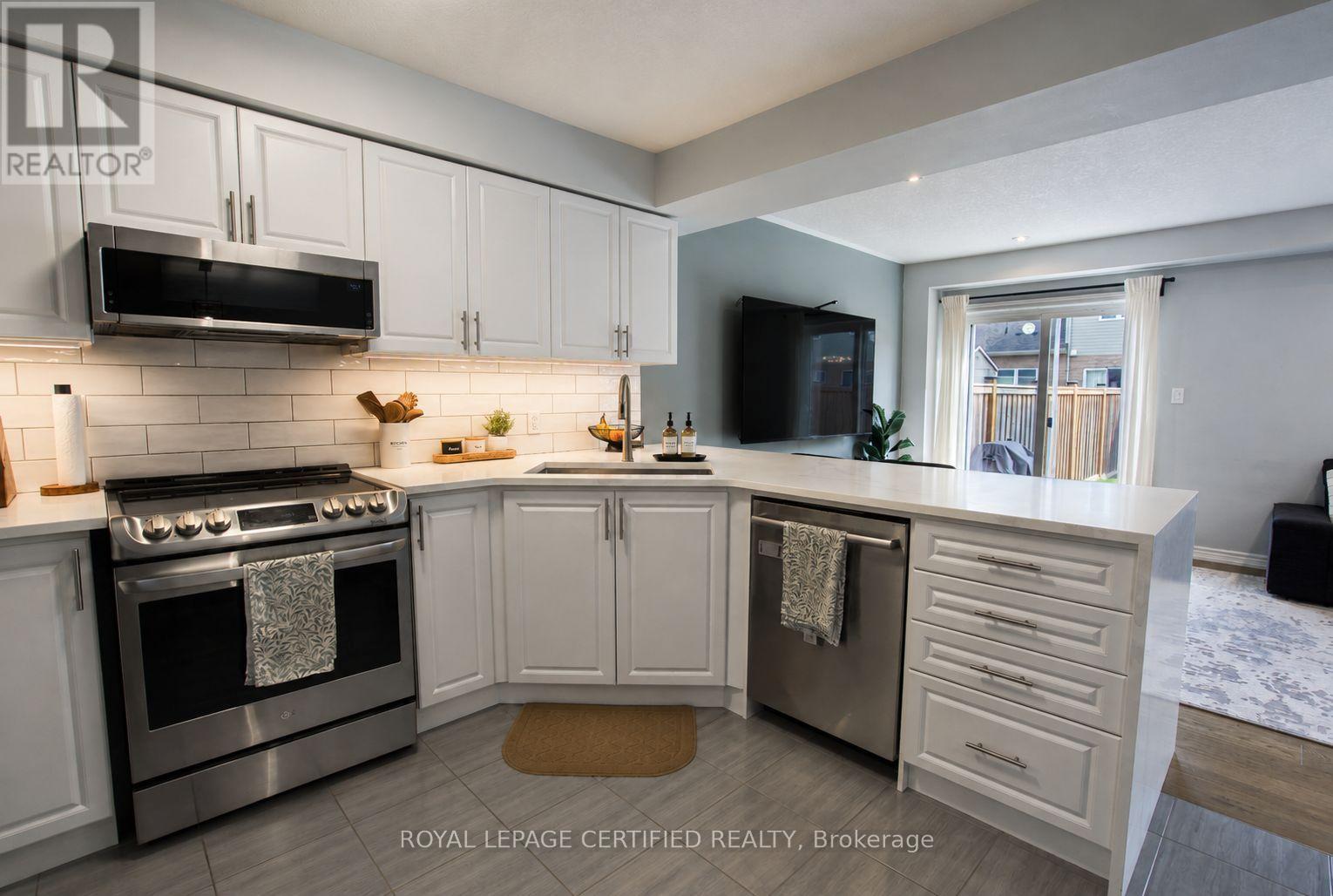 5 Bethune Avenue, Hamilton, Ontario  L0R 1P0 - Photo 17 - X13719824