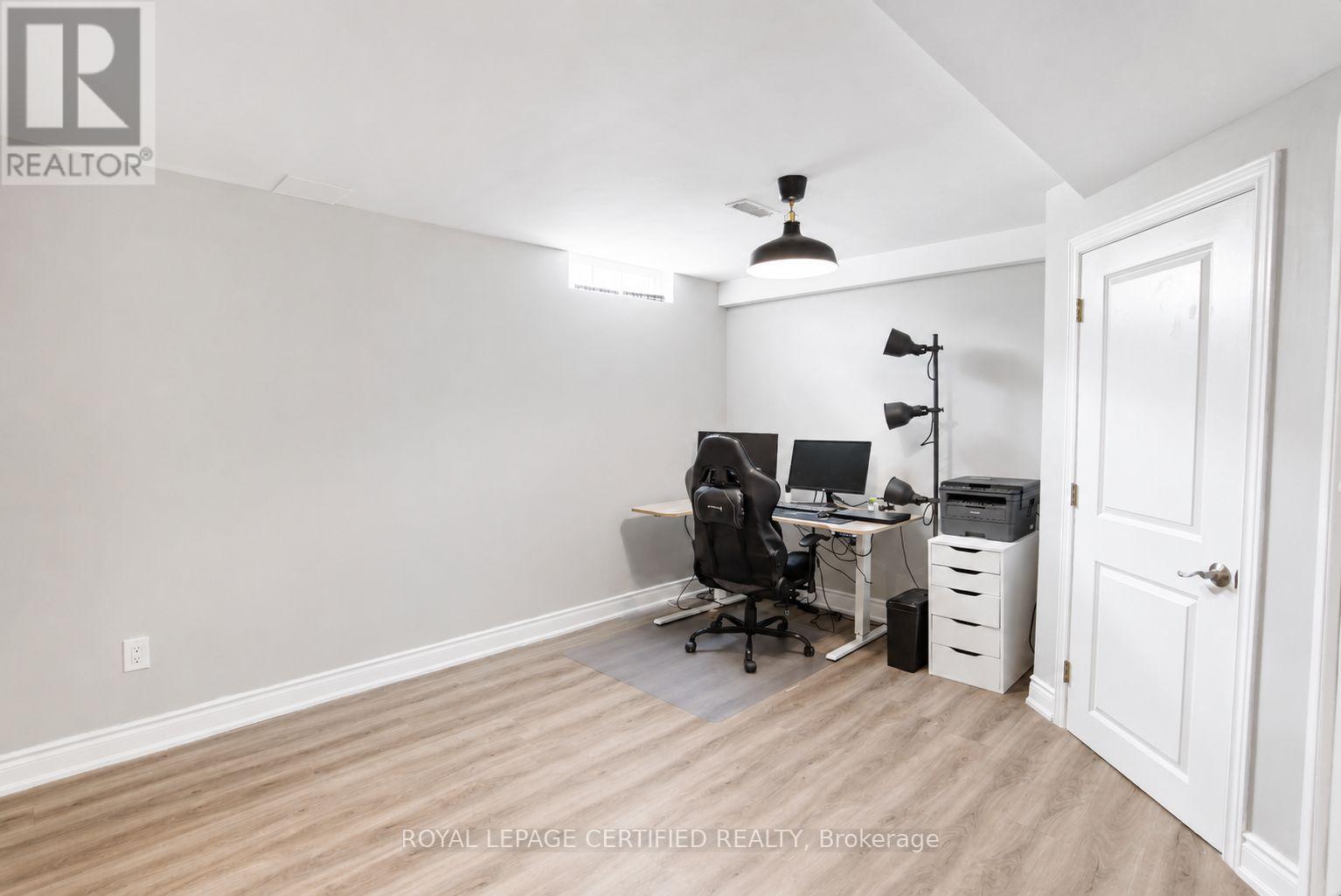5 Bethune Avenue, Hamilton, Ontario  L0R 1P0 - Photo 36 - X13719824
