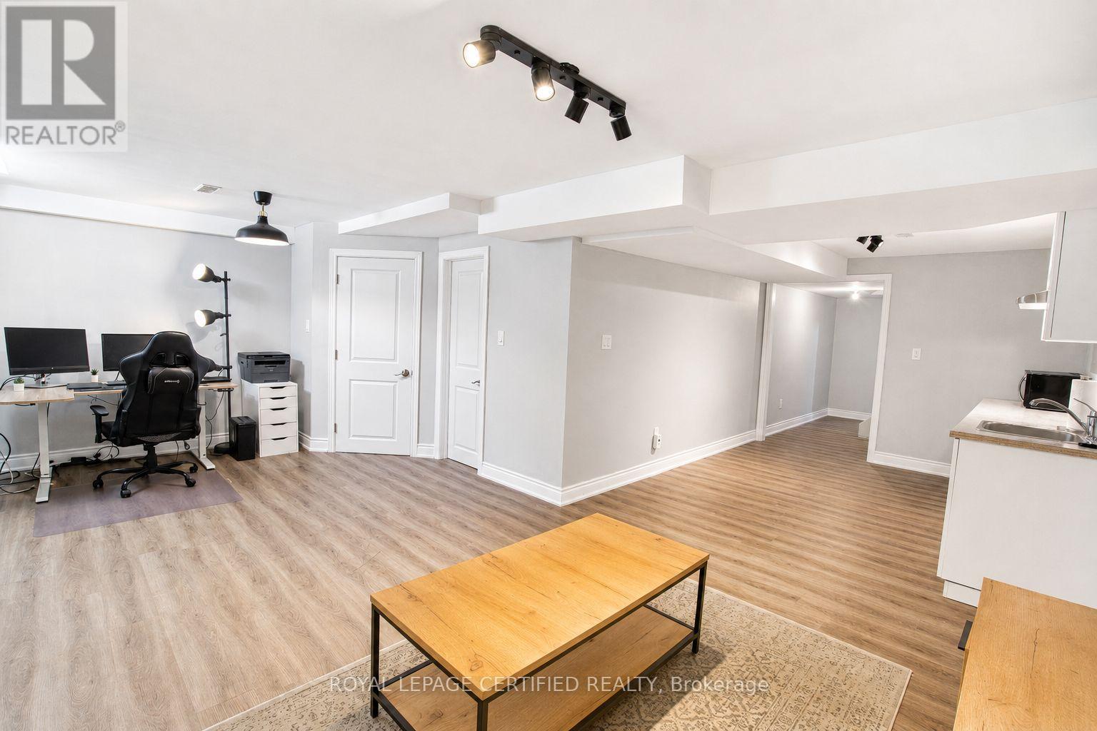 5 Bethune Avenue, Hamilton, Ontario  L0R 1P0 - Photo 38 - X13719824