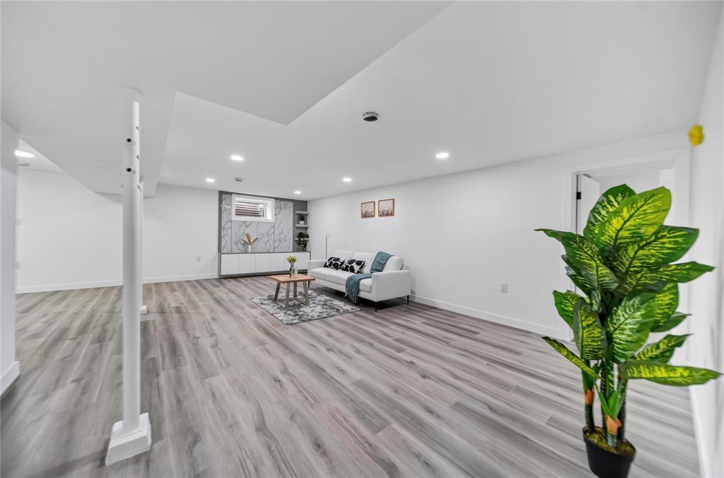6 James Carleton Drive, Winnipeg, Manitoba  R2P 0T5 - Photo 20 - 202621449