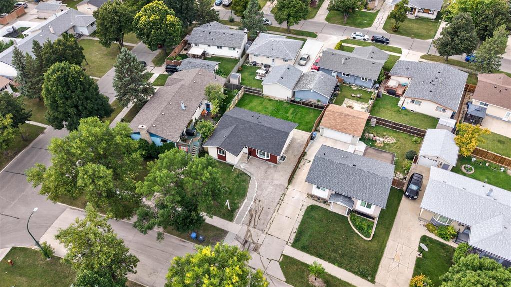 6 James Carleton Drive, Winnipeg, Manitoba  R2P 0T5 - Photo 33 - 202621449