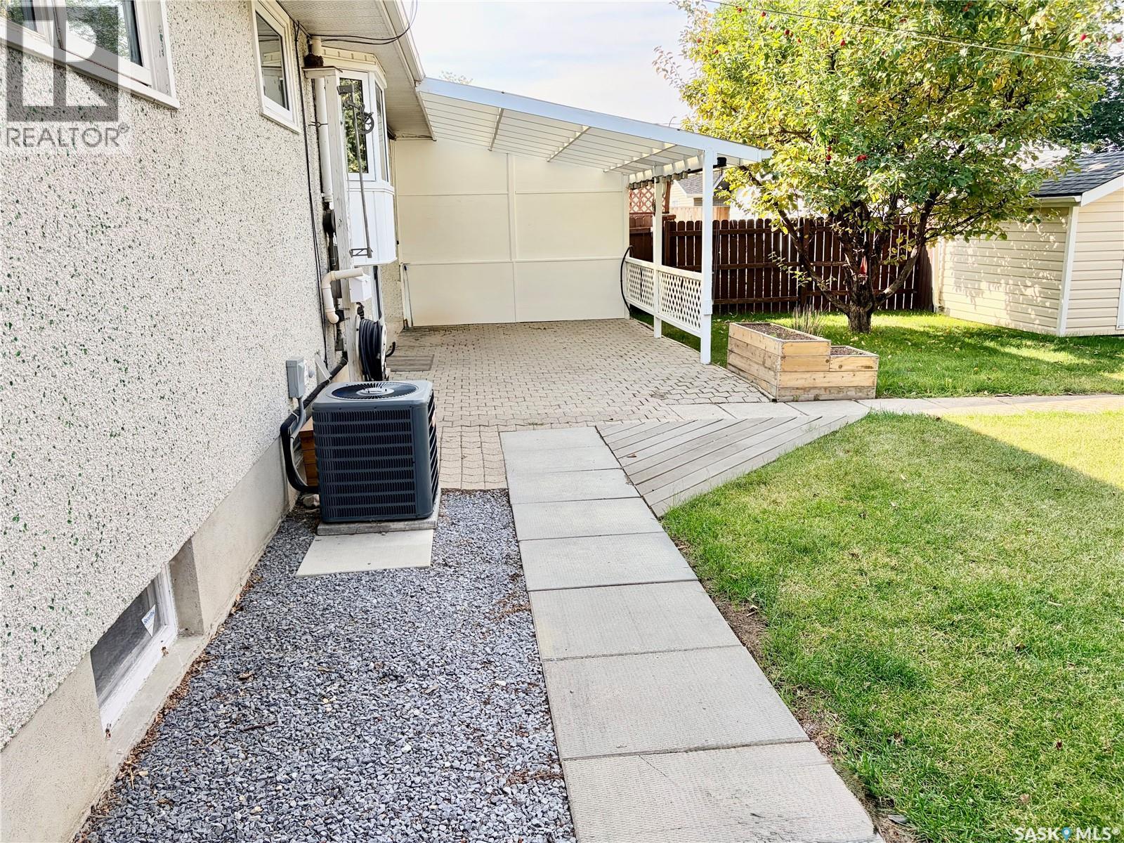 445 Winnipeg Avenue S, Saskatoon, Saskatchewan  S7M 3M6 - Photo 41 - SK046793