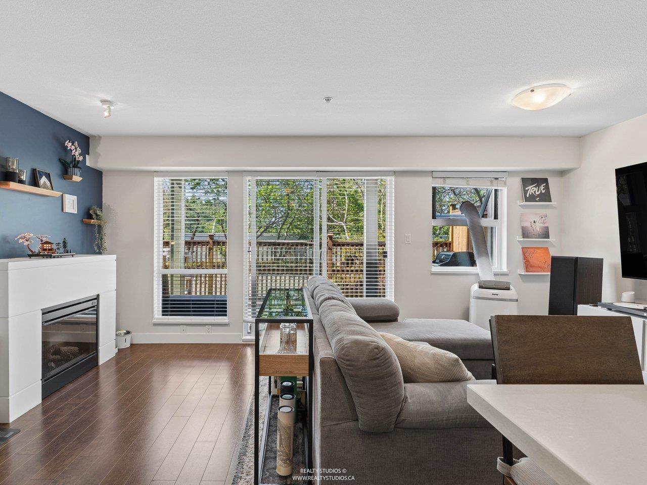 215 15735 Croydon Drive, Surrey, British Columbia V3Z 2L5 - Photo 6 - R3158965