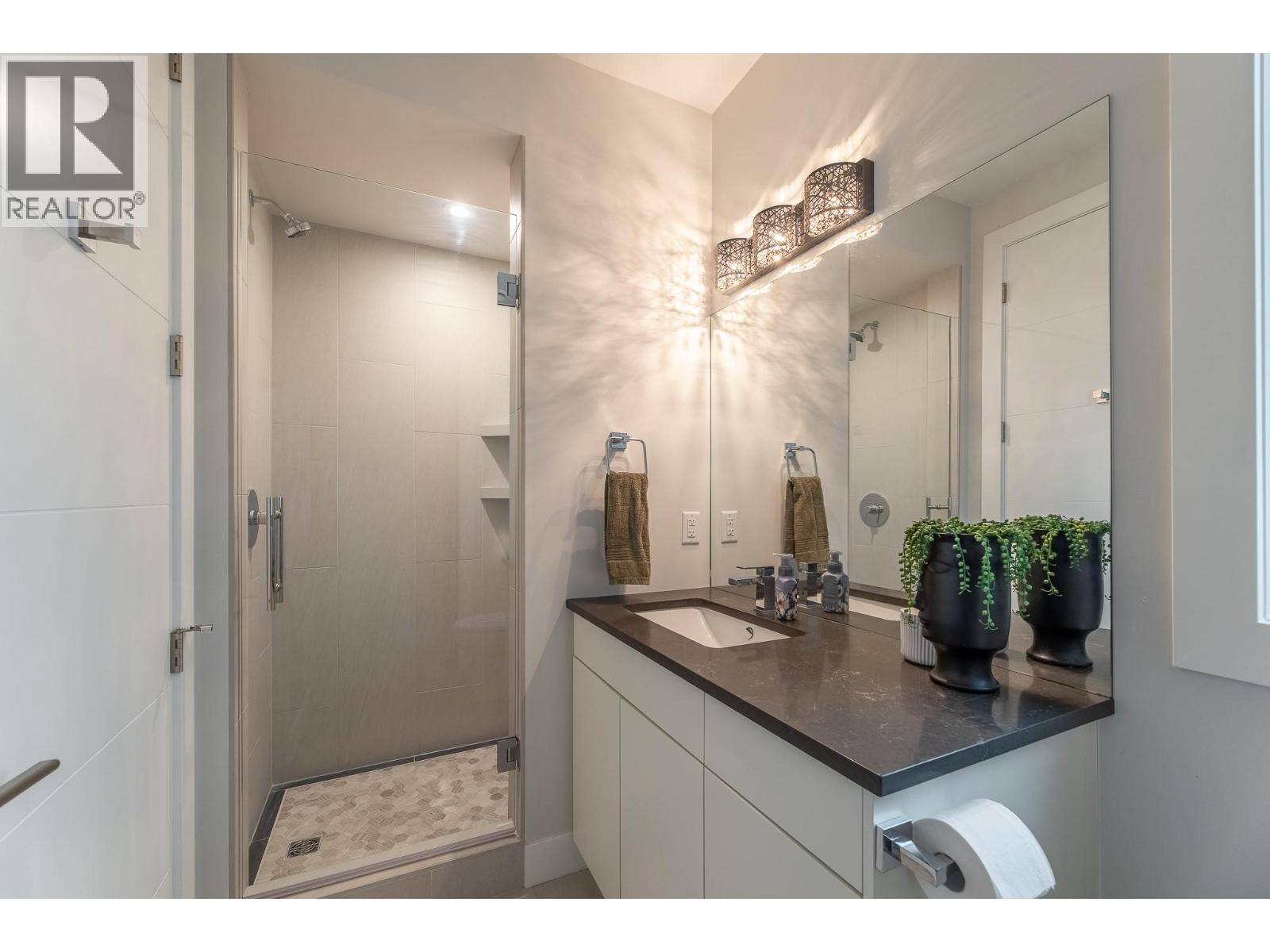 5212 Woods Avenue, Summerland, British Columbia V0H 1Z9 - Photo 24 - 10388073