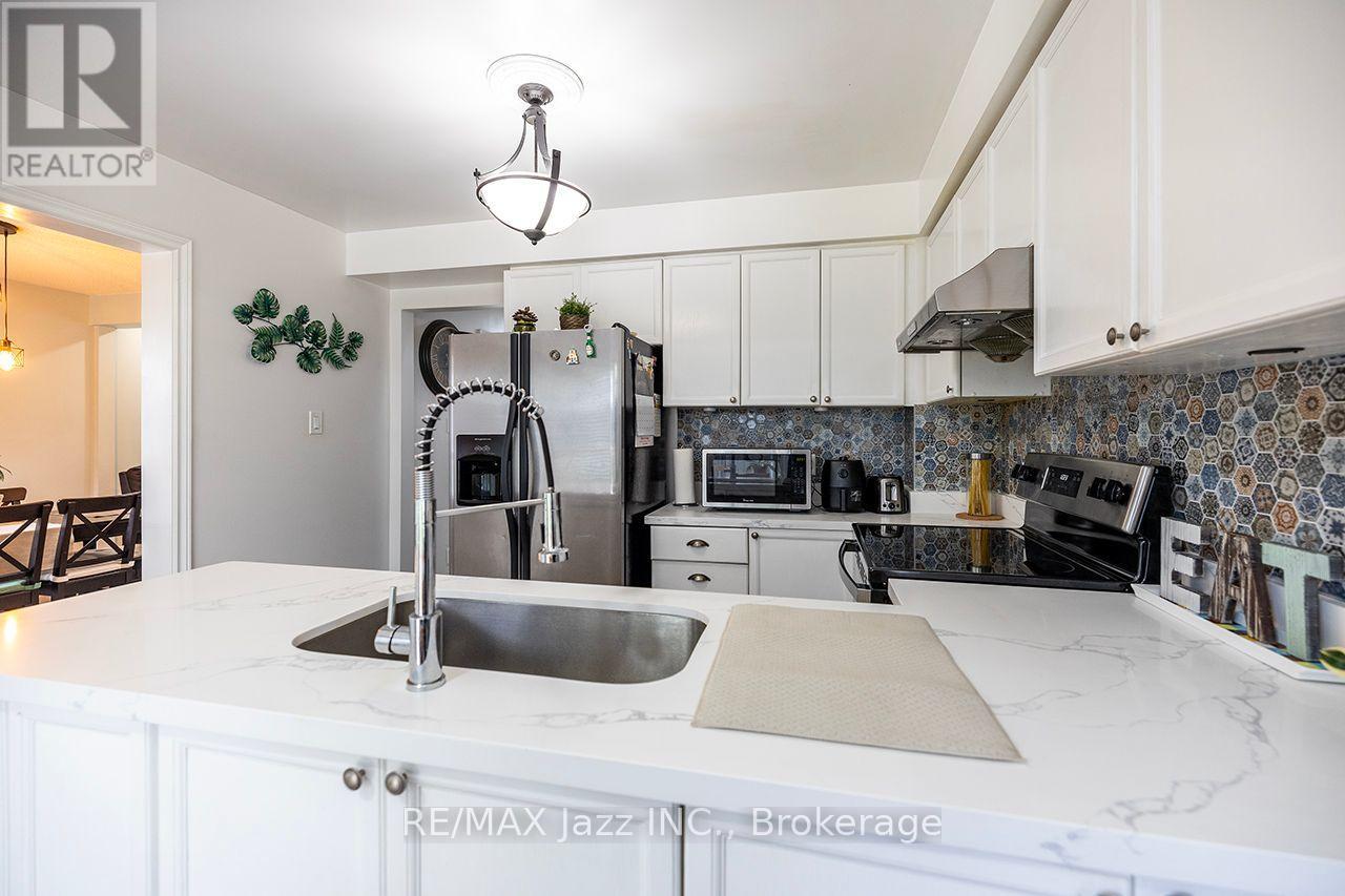 23 Meredith Court, Clarington, Ontario  L1E 2V9 - Photo 12 - E13720214