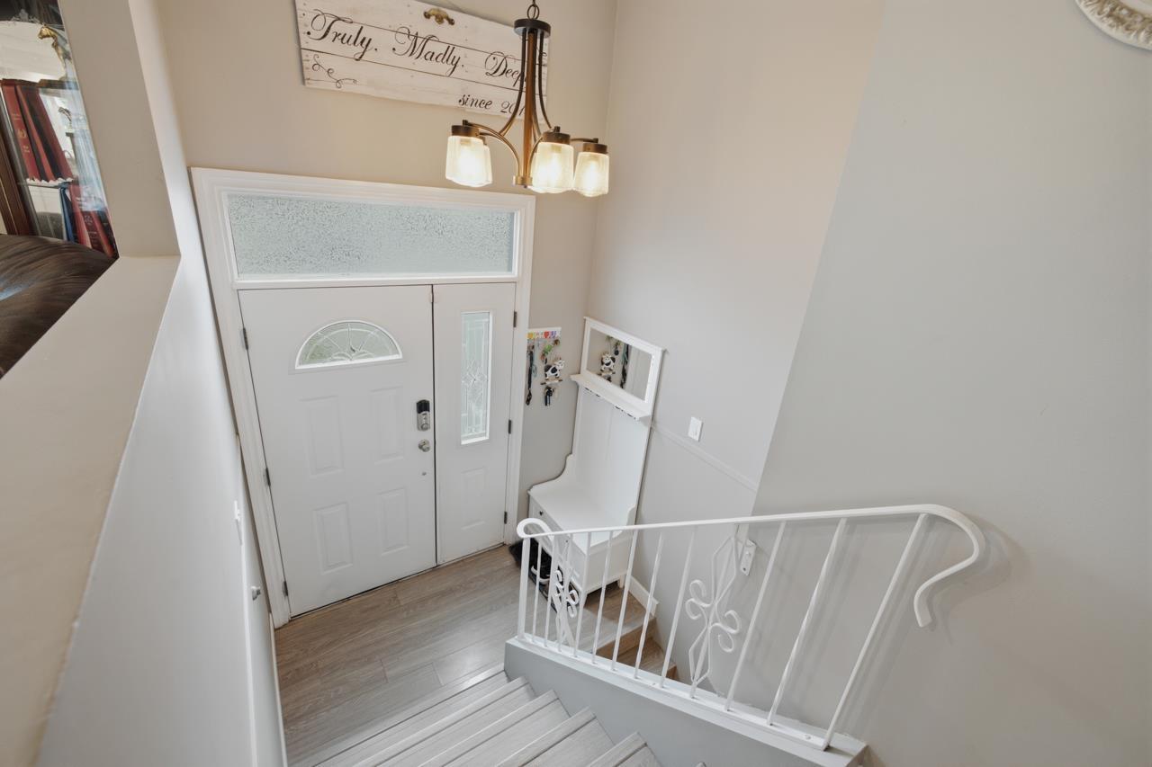 8762 Cornwall Crescent, Chilliwack Proper South, Chilliwack, British Columbia  V2P 7E6 - Photo 3 - R3141940