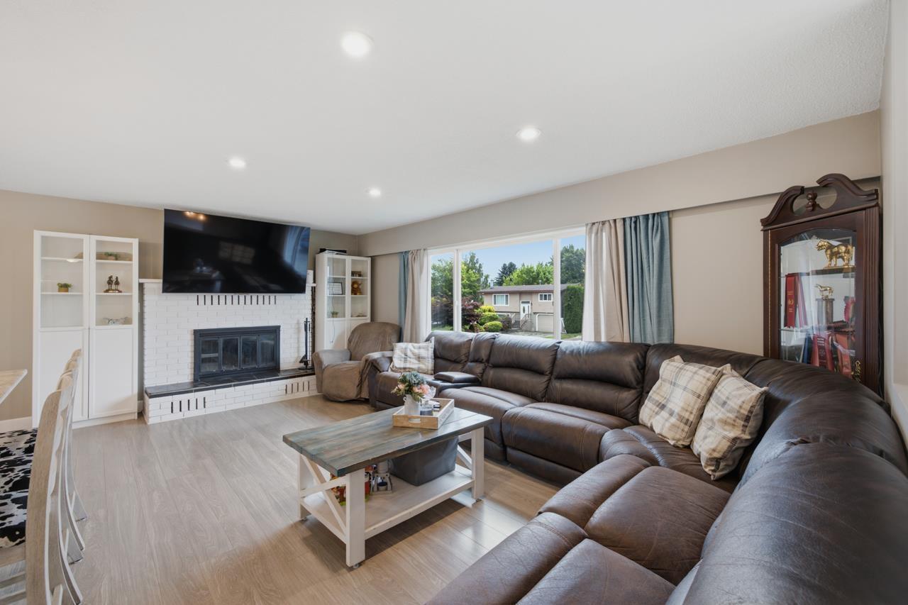 8762 Cornwall Crescent, Chilliwack Proper South, Chilliwack, British Columbia  V2P 7E6 - Photo 4 - R3141940