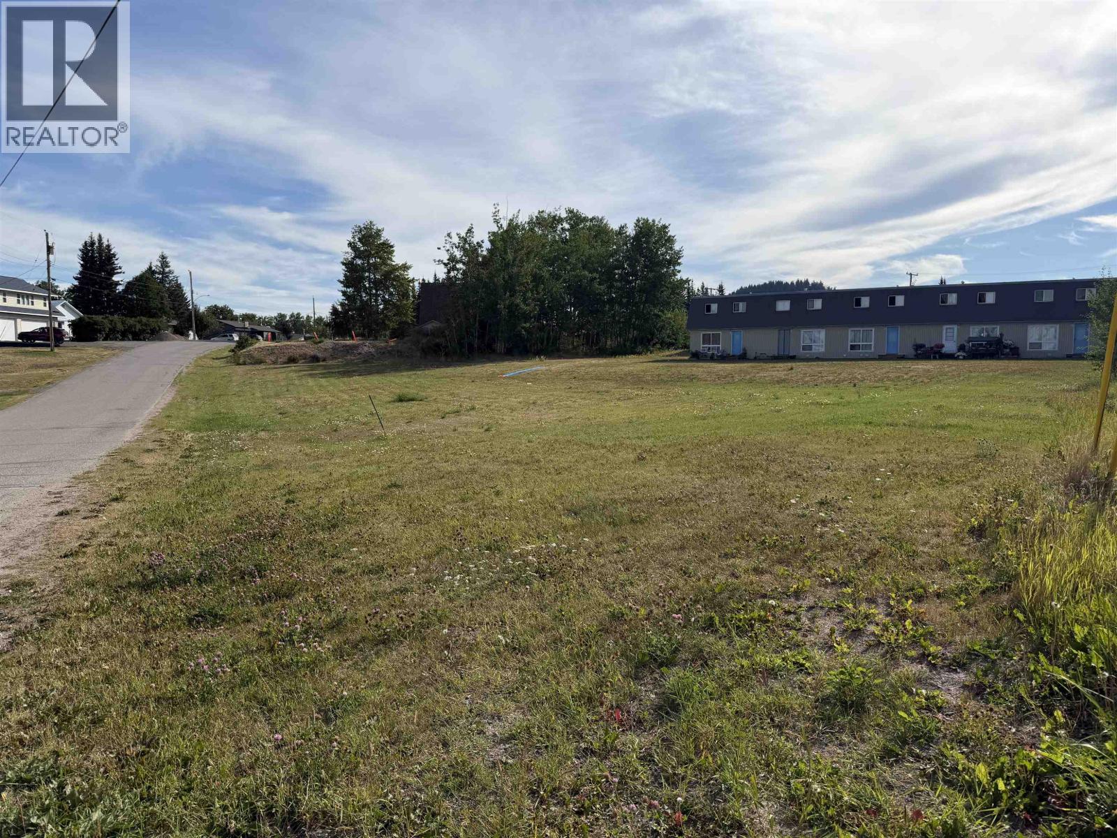 116 Tunasa Crescent, Fraser Lake, British Columbia  V0J 1S0 - Photo 1 - R3159509