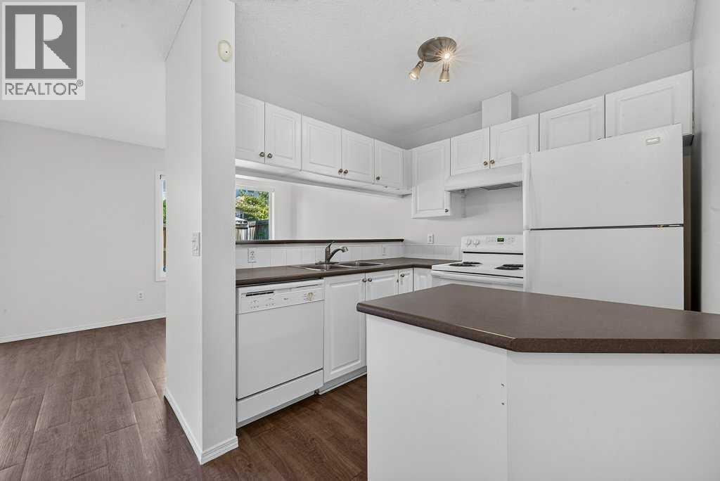 39 Citadel Point Nw, Calgary, Alberta  T3G 5L2 - Photo 7 - A2327260