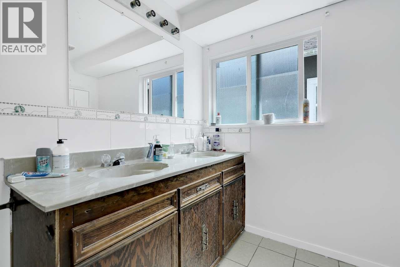4265 Slocan Street, Vancouver, British Columbia V5R 1Z2 - Photo 17 - R3136202