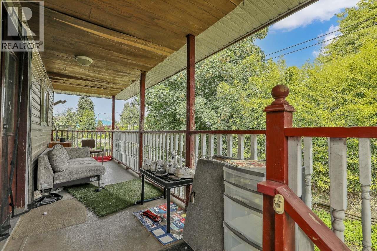 4265 Slocan Street, Vancouver, British Columbia V5R 1Z2 - Photo 36 - R3136202