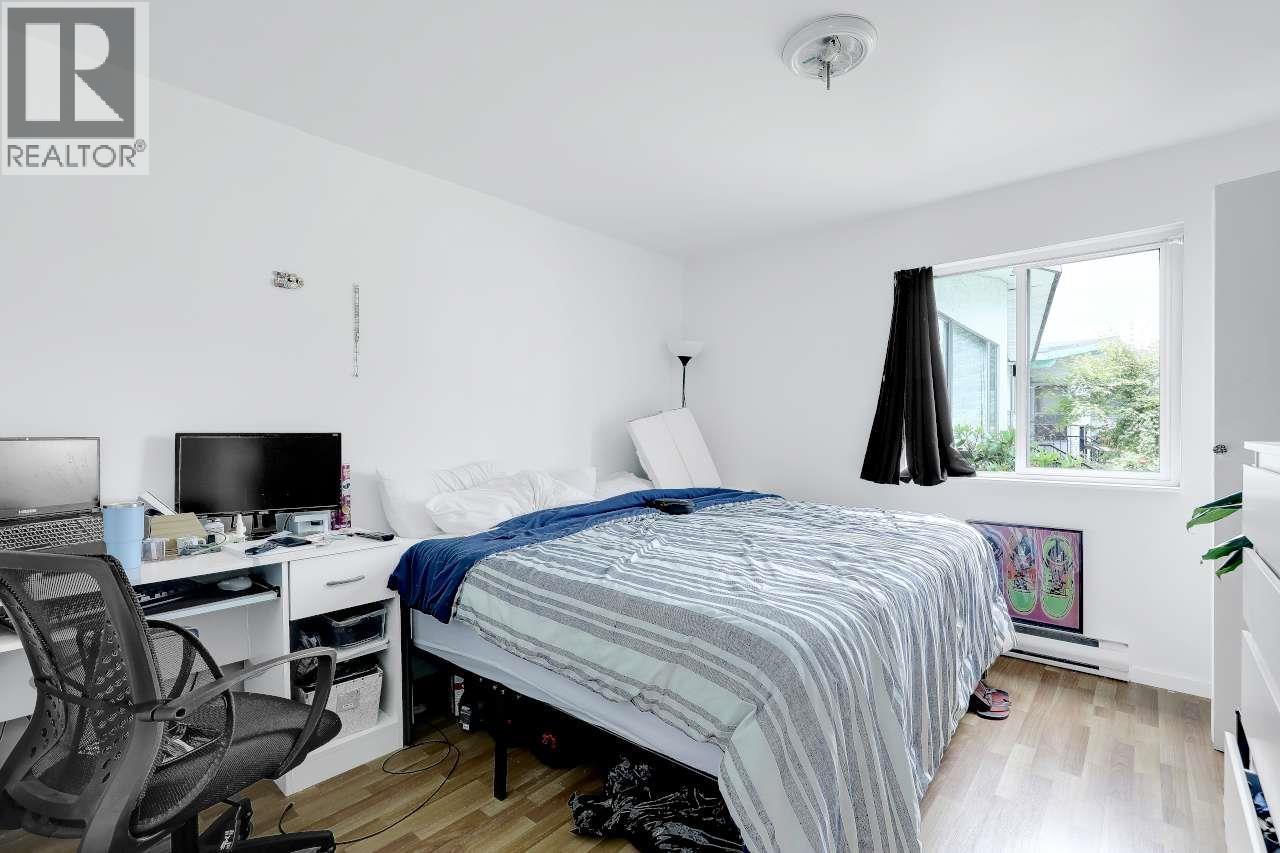 4265 Slocan Street, Vancouver, British Columbia V5R 1Z2 - Photo 12 - R3136202