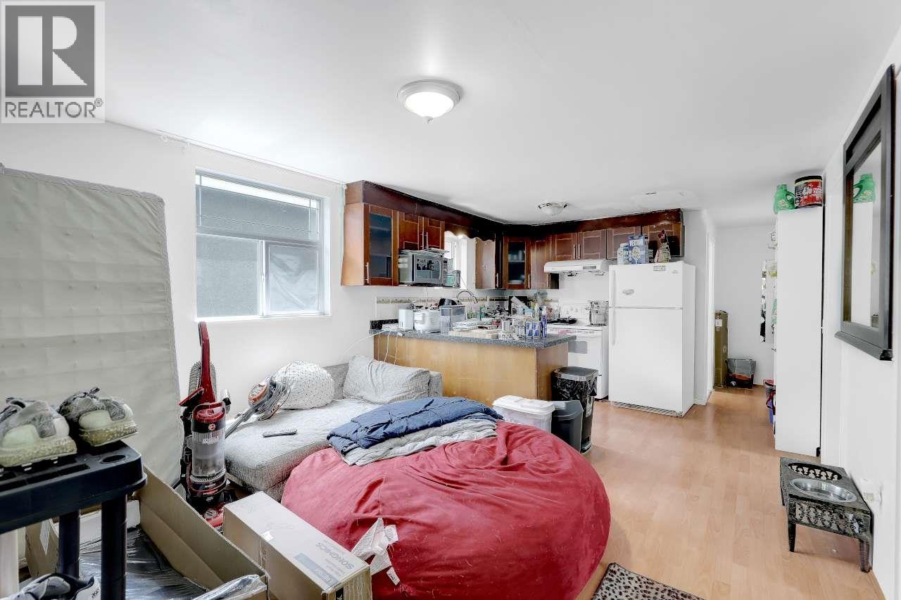 4265 Slocan Street, Vancouver, British Columbia V5R 1Z2 - Photo 10 - R3136202