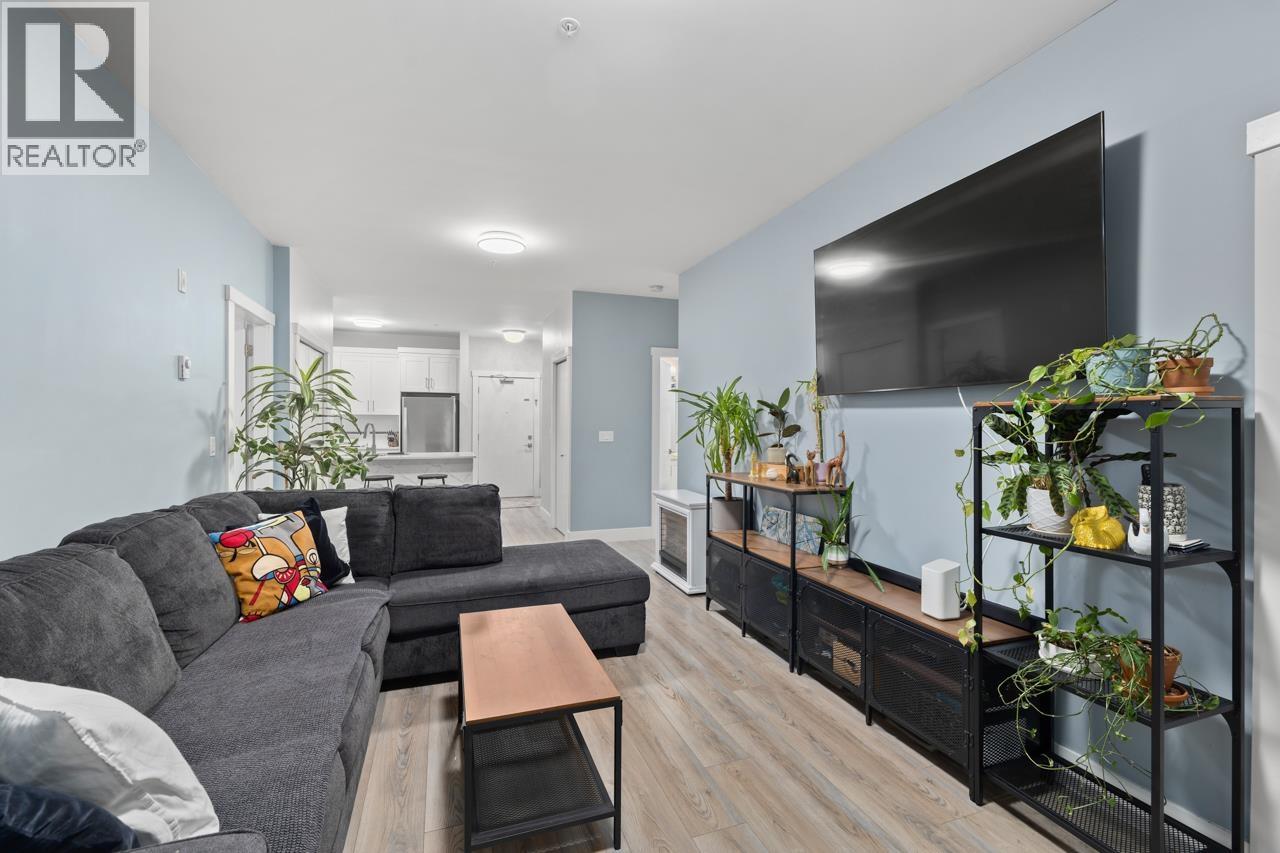 306 22577 Royal Crescent, Maple Ridge, British Columbia V2X 2M2 - Photo 8 - R3135133