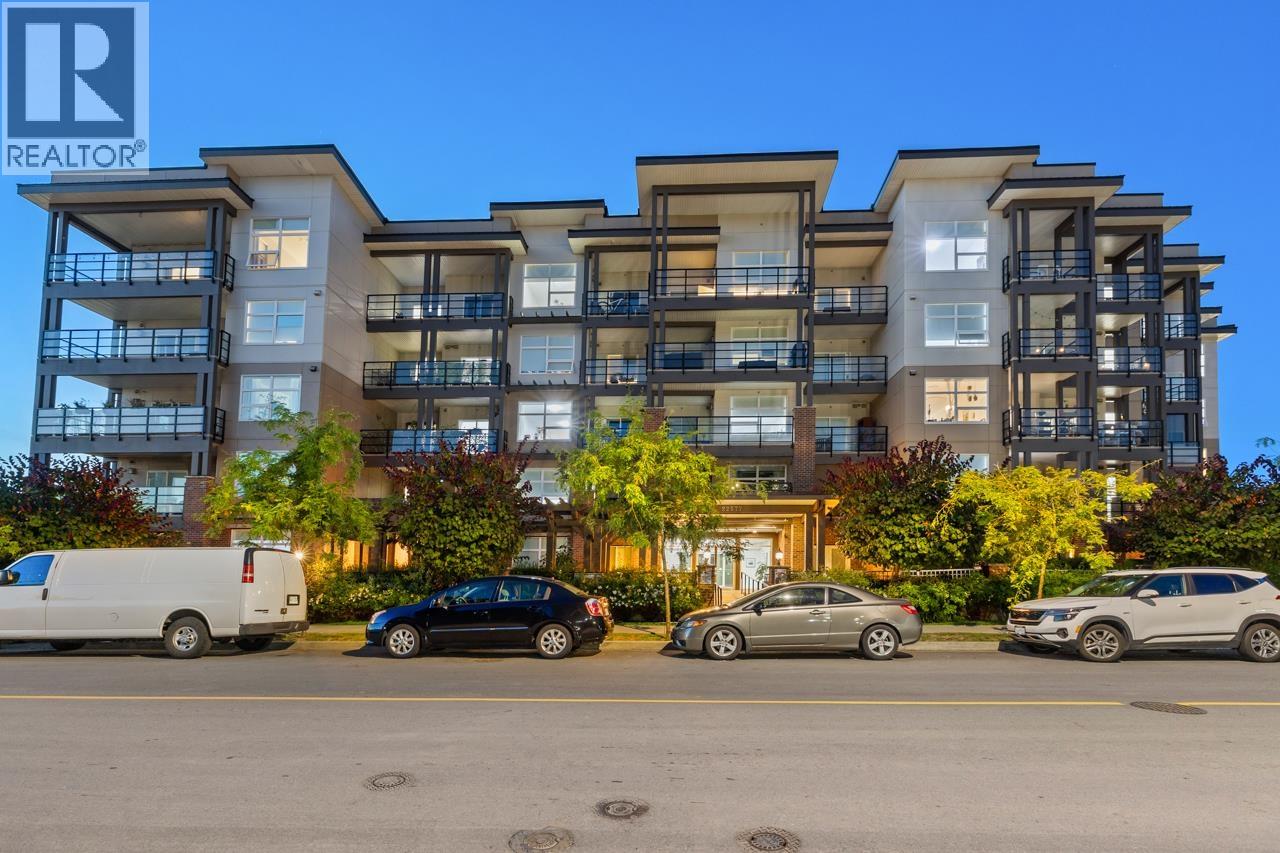 306 22577 Royal Crescent, Maple Ridge, British Columbia V2X 2M2 - Photo 4 - R3135133