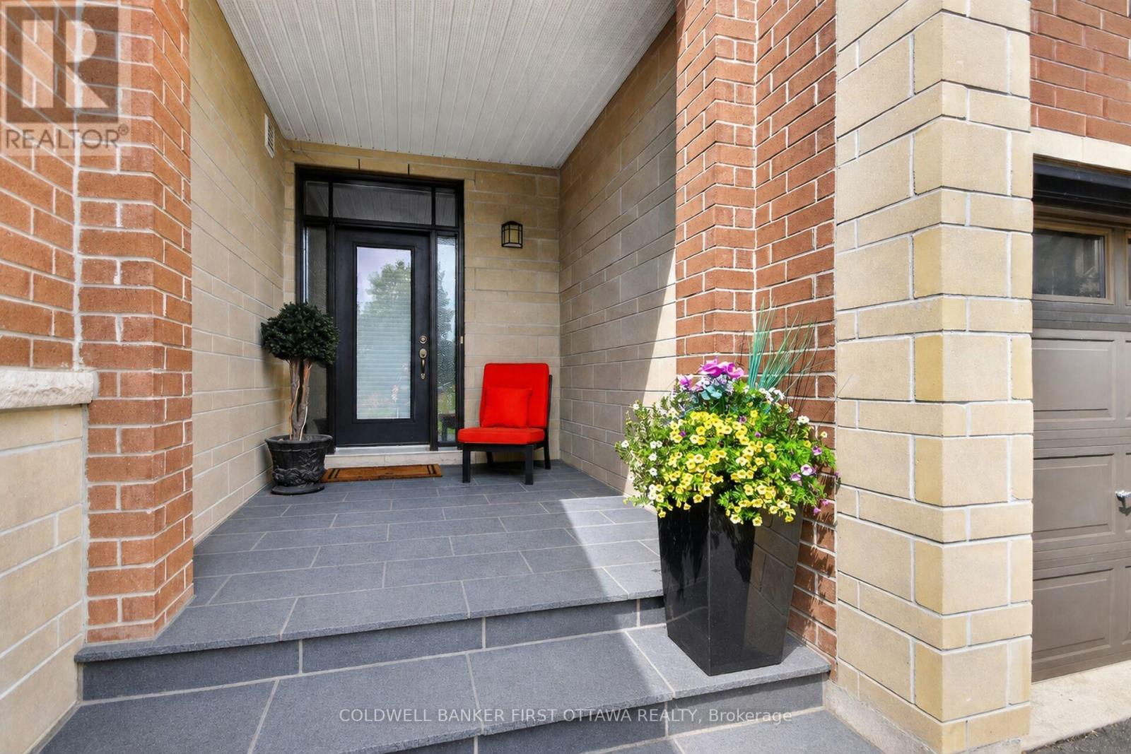 184 Mattingly Way, Ottawa, Ontario  K4M 0C4 - Photo 2 - X13720180