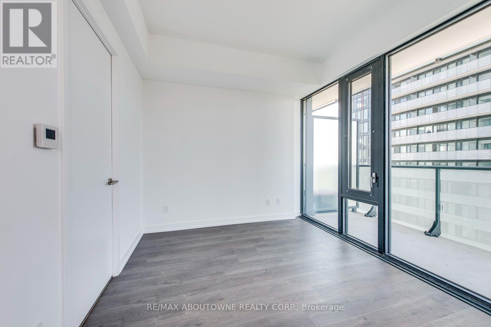 2010 - 161 Roehampton Avenue, Toronto, Ontario  M4P 0C8 - Photo 17 - C13720170