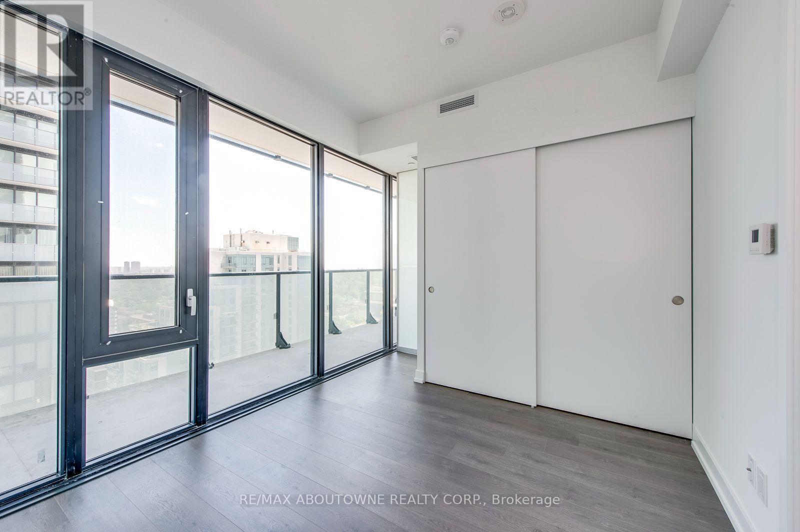 2010 - 161 Roehampton Avenue, Toronto, Ontario  M4P 0C8 - Photo 19 - C13720170