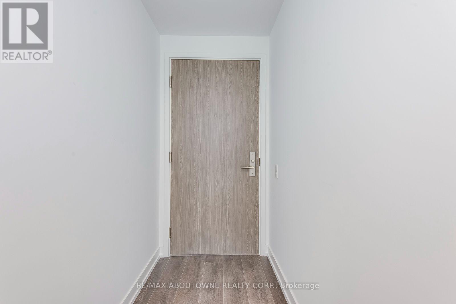 2010 - 161 Roehampton Avenue, Toronto, Ontario  M4P 0C8 - Photo 4 - C13720170
