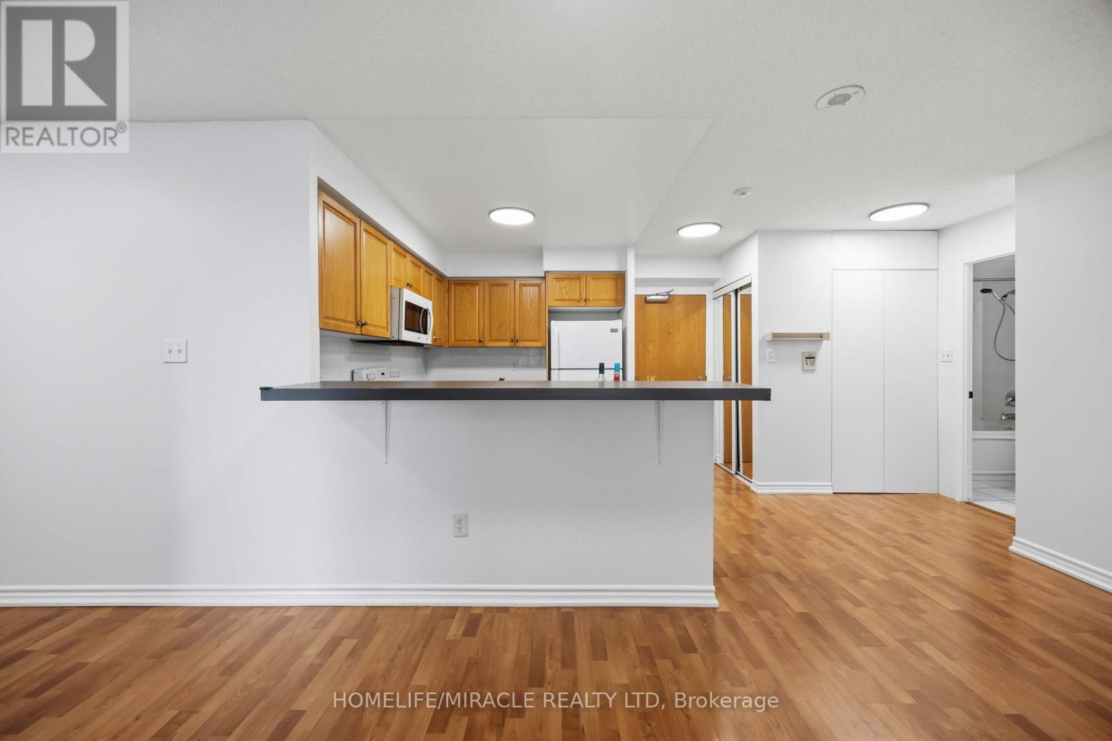 1010 - 7 Lorraine Drive, Toronto, Ontario  M2N 7H2 - Photo 12 - C13720174