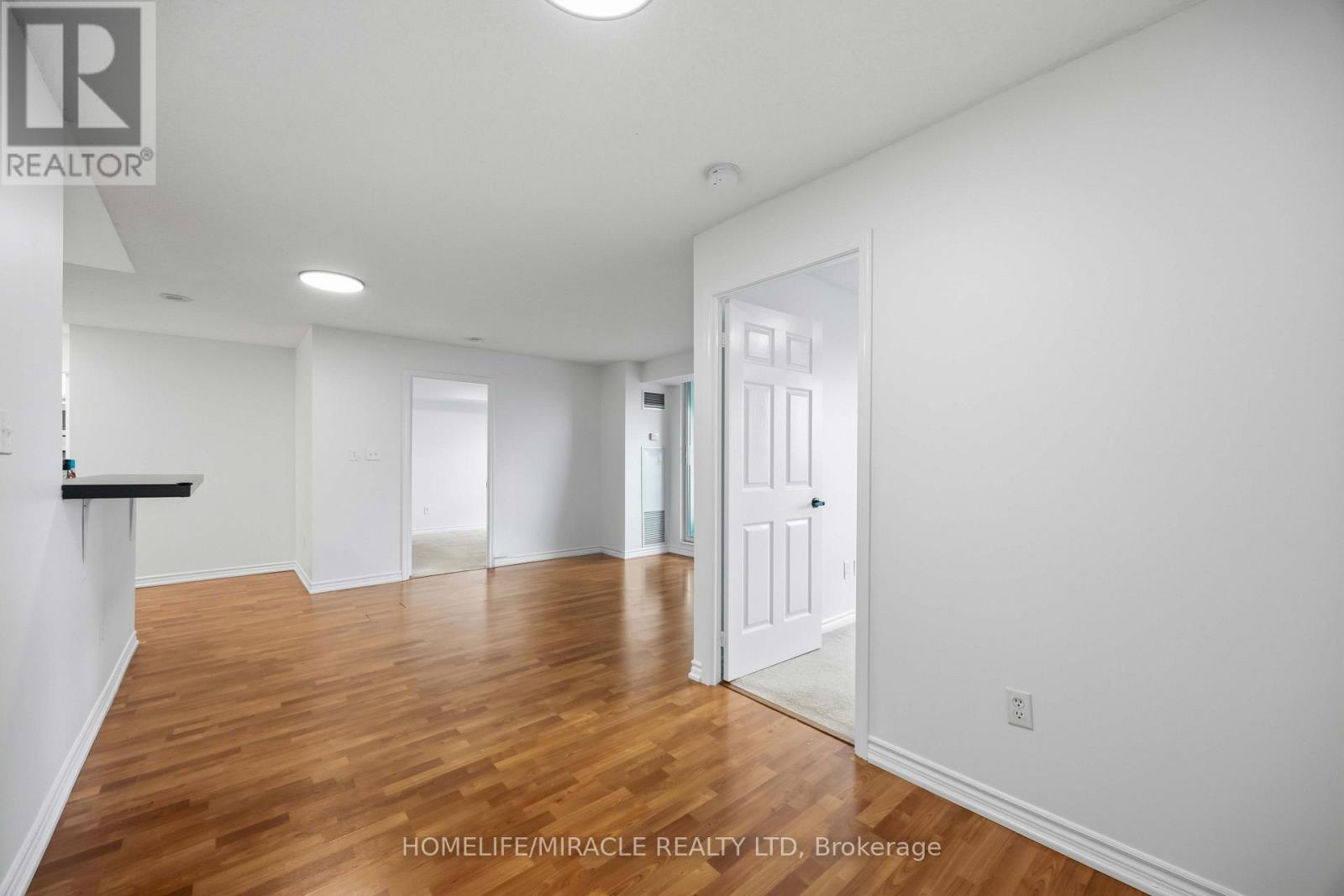 1010 - 7 Lorraine Drive, Toronto, Ontario  M2N 7H2 - Photo 21 - C13720174