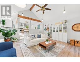 15 PRESLEY AVENUE, Toronto, Ontario
