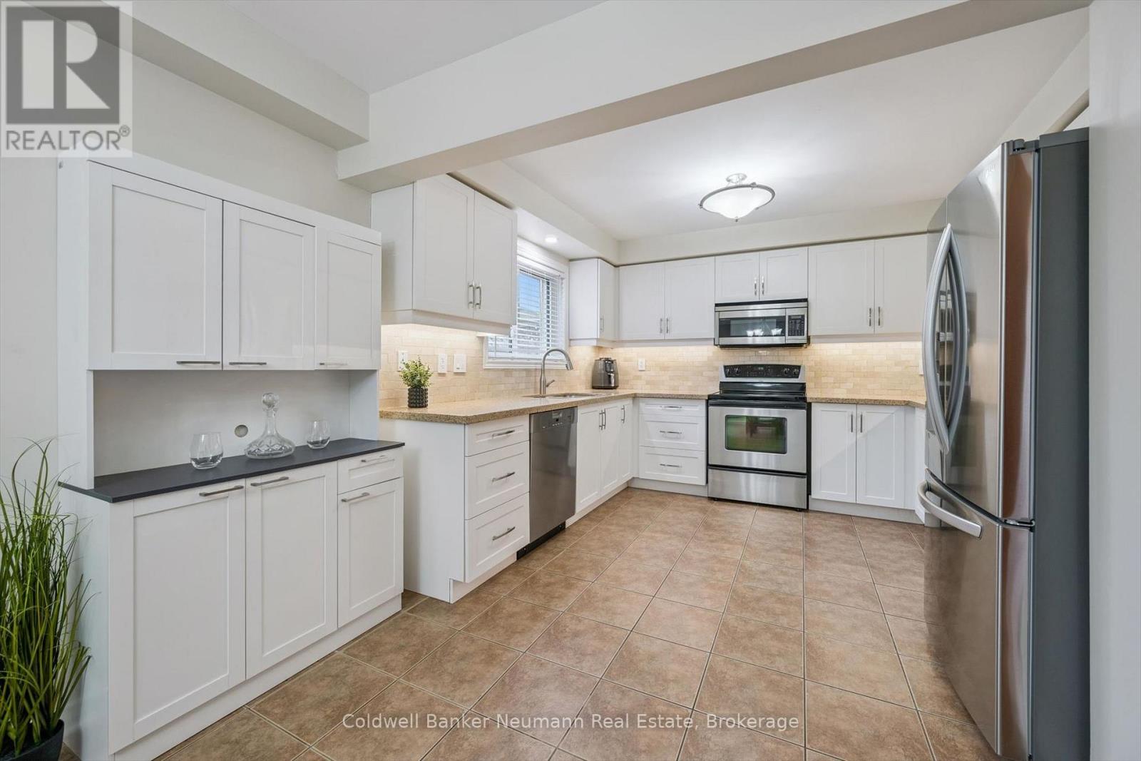 308 Fasken Court, Milton, Ontario  L9T 6S9 - Photo 12 - W13720116